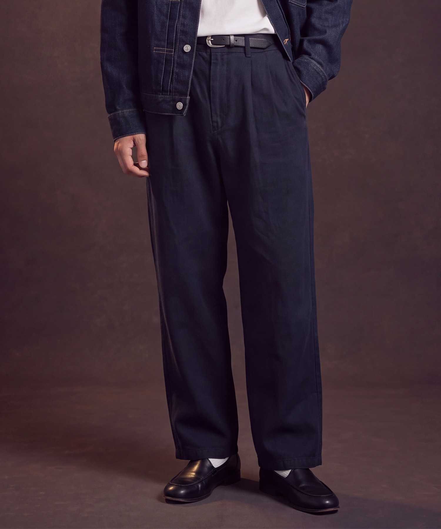 DARK NAVY