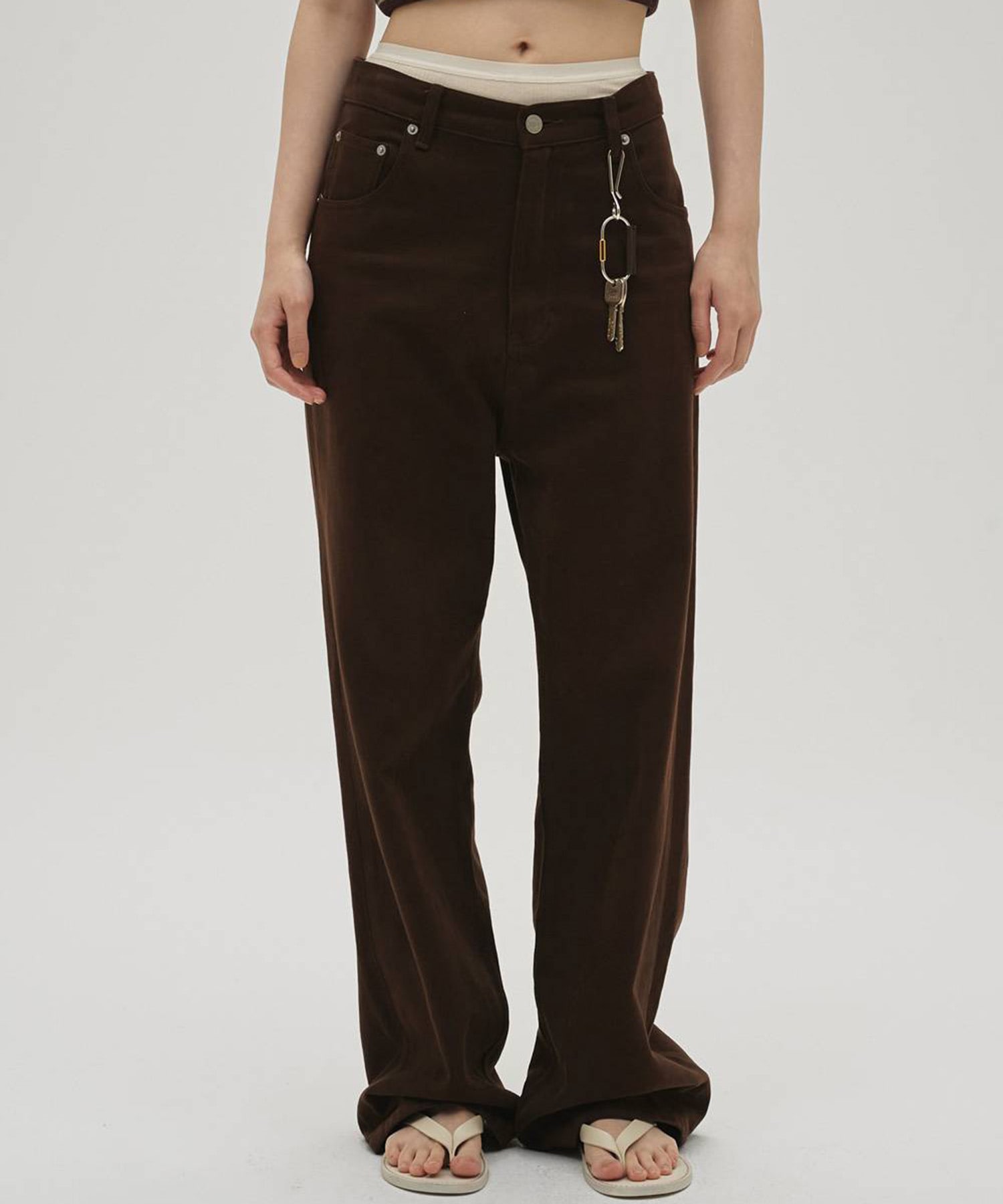 DARK BROWN