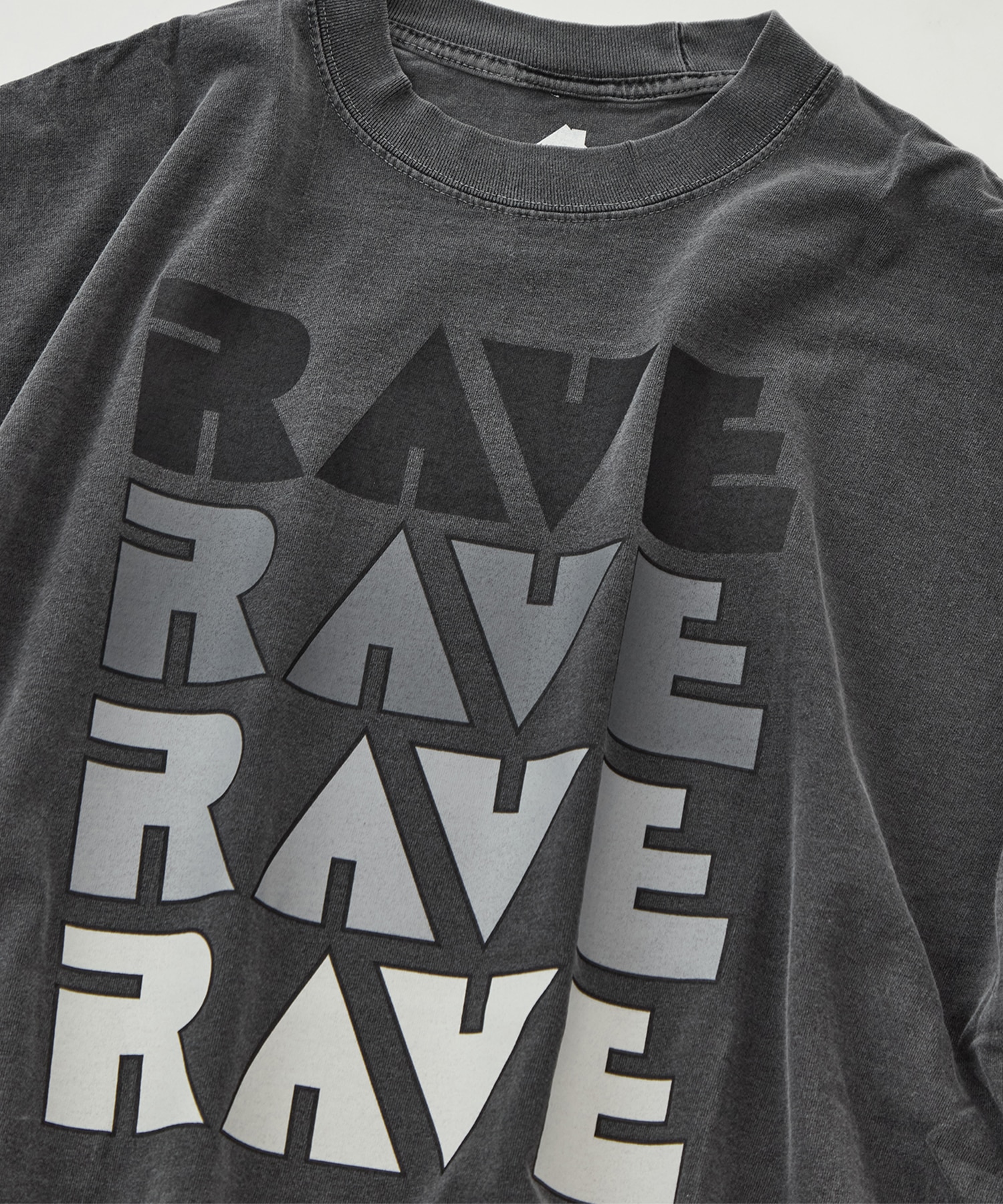 RAVE T-SHIRT is-ness