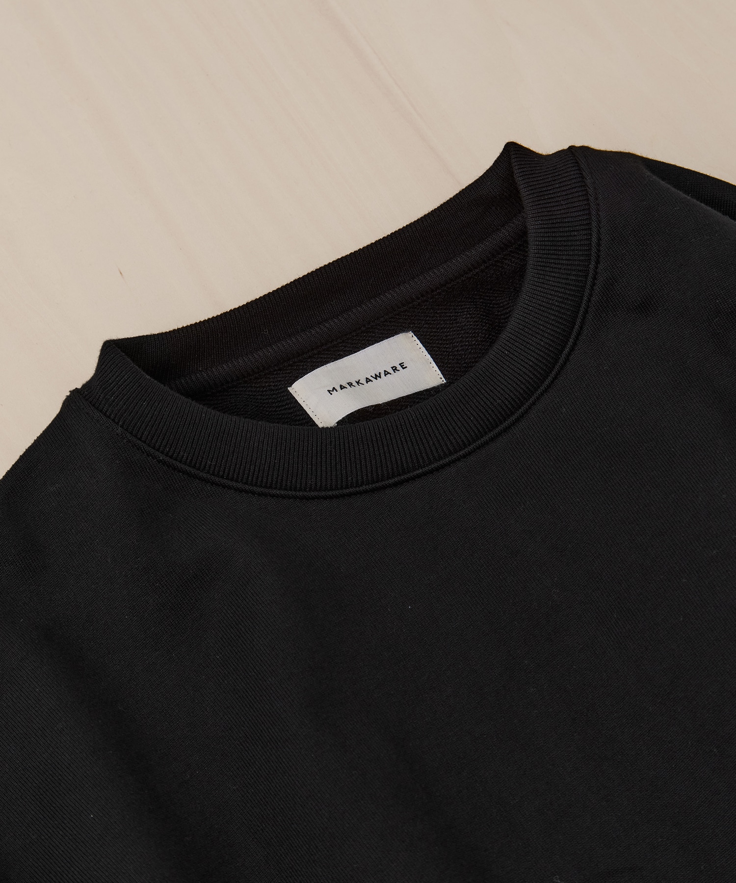 HUGE SHORT SWEAT MARKAWARE