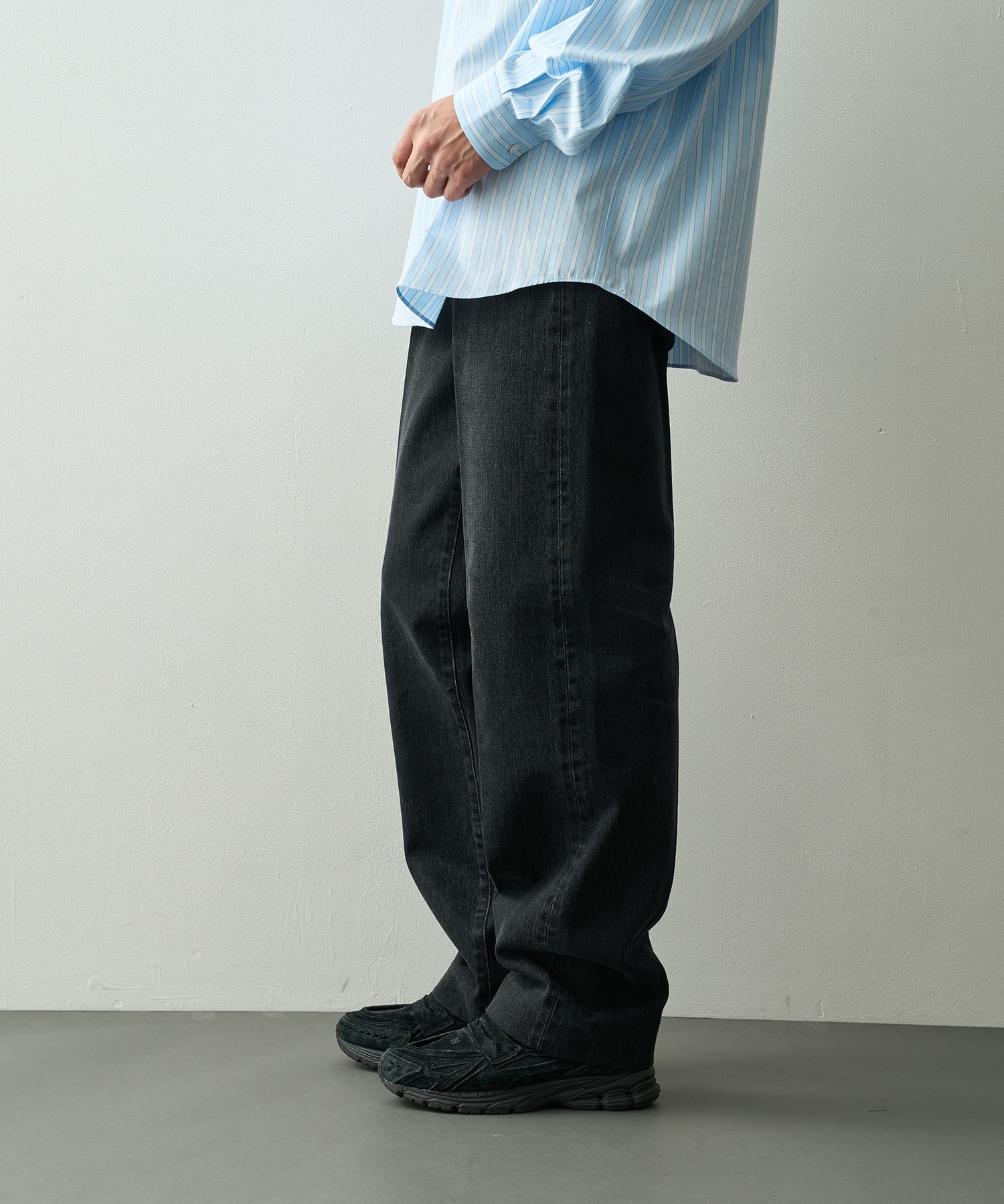 THE JEAN TROUSERS TANAKA