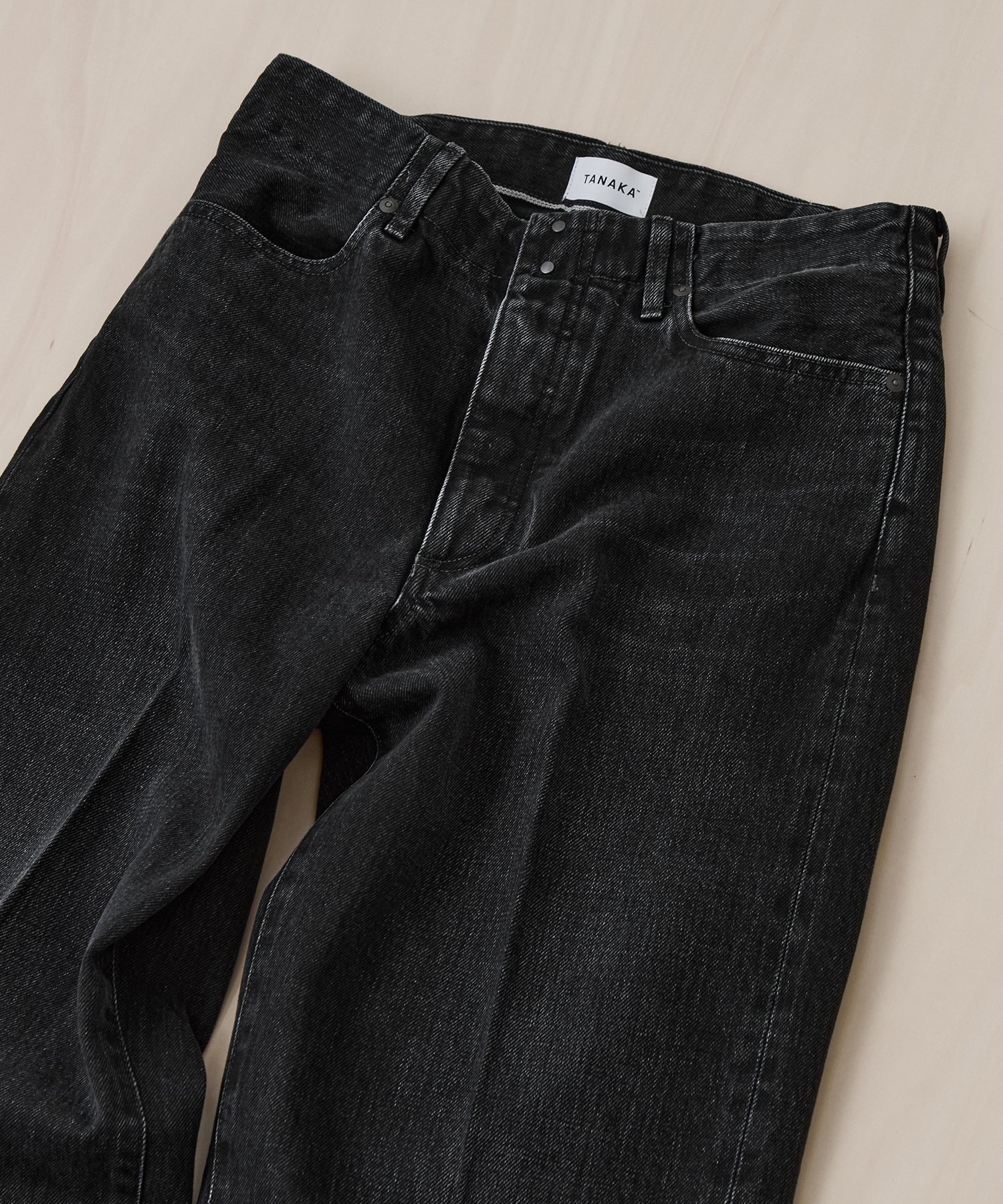 THE JEAN TROUSERS TANAKA