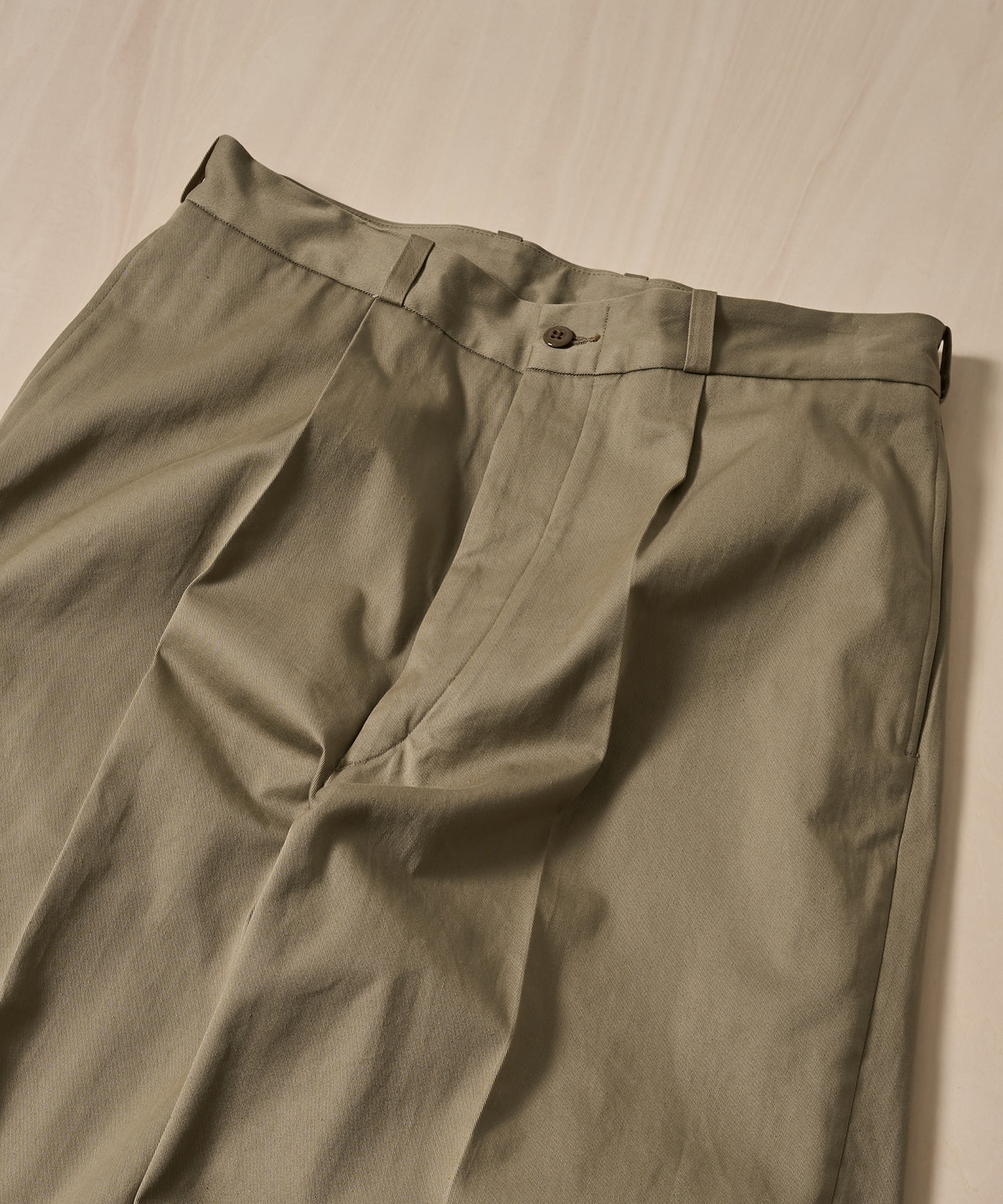 Classic Chino Pants blurhmsROOTSTOCK