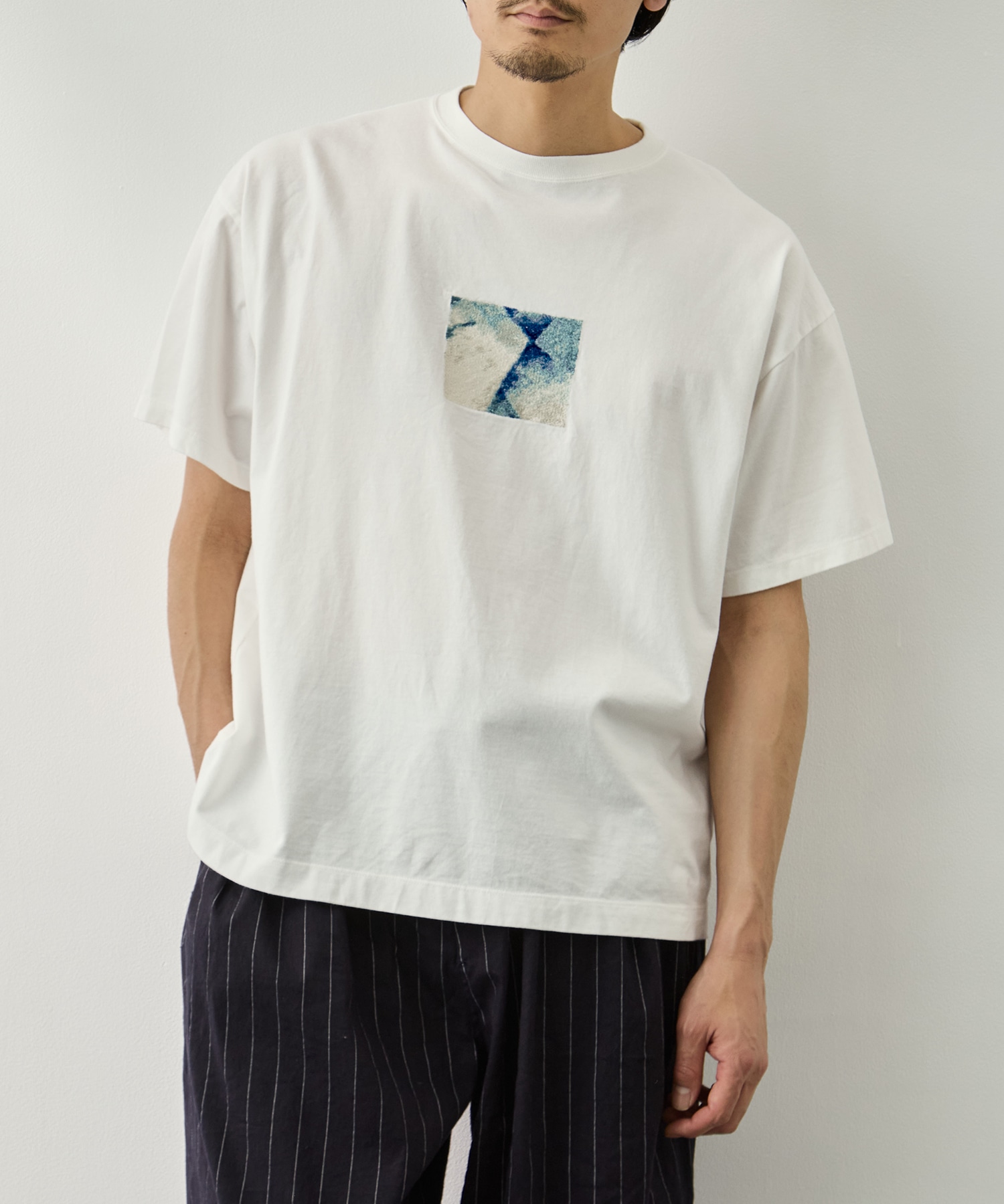 Abstract Embroited T-shirt YOKE