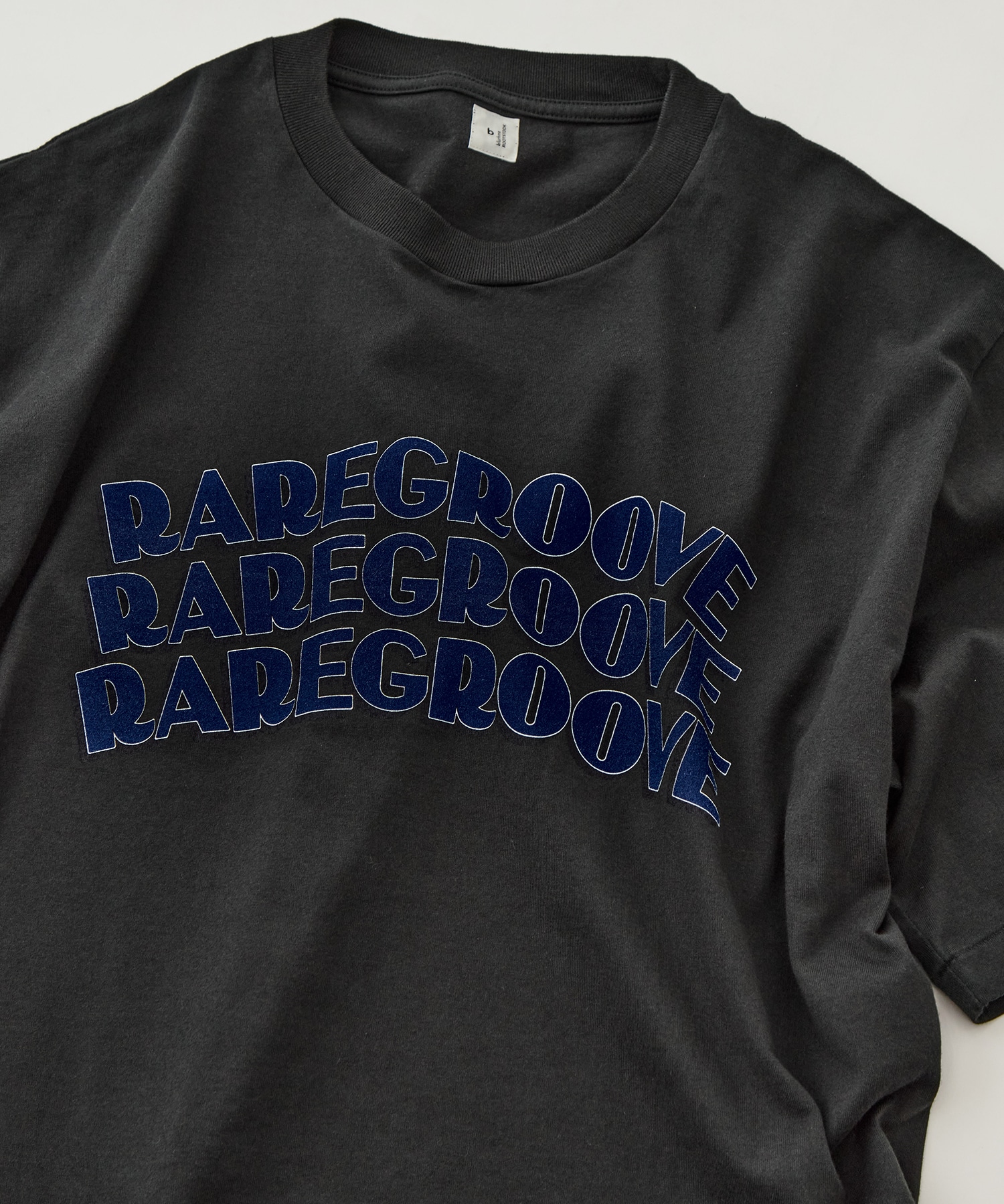 RAREGROOVE Print Tee WIDE blurhmsROOTSTOCK