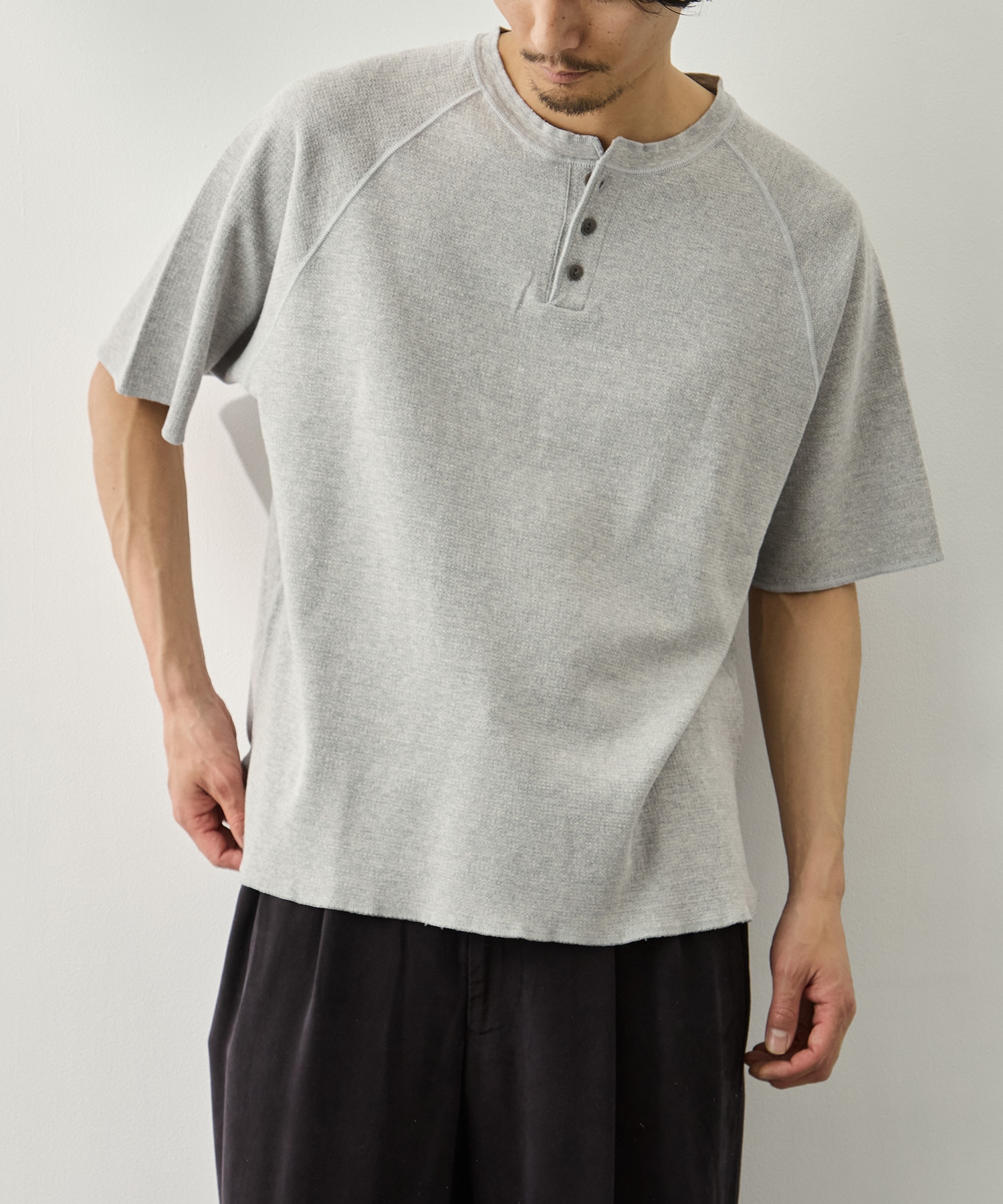 WタックラグランヘンリーネックT REMI RELIEF