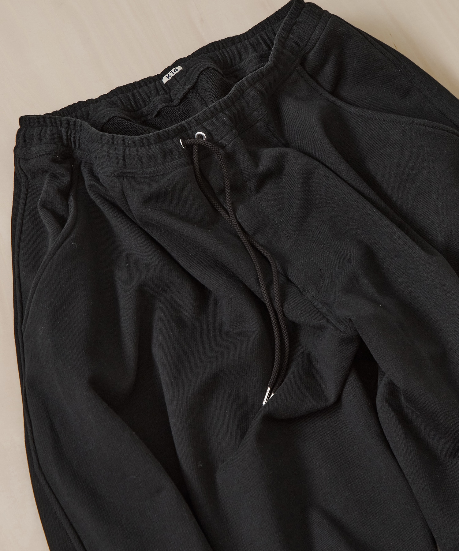 Pleated Balloon Sweat Shorts KHOKI