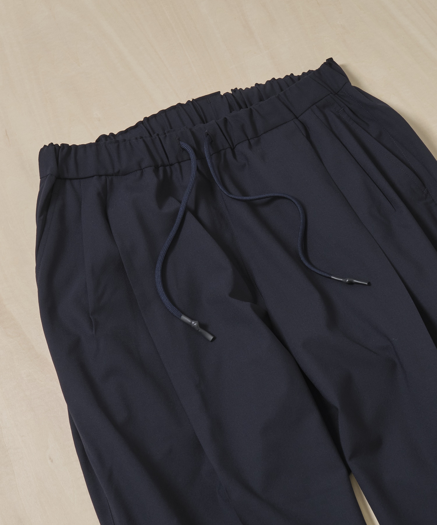 TWO TUCK S WOOL PANTS S.F.C