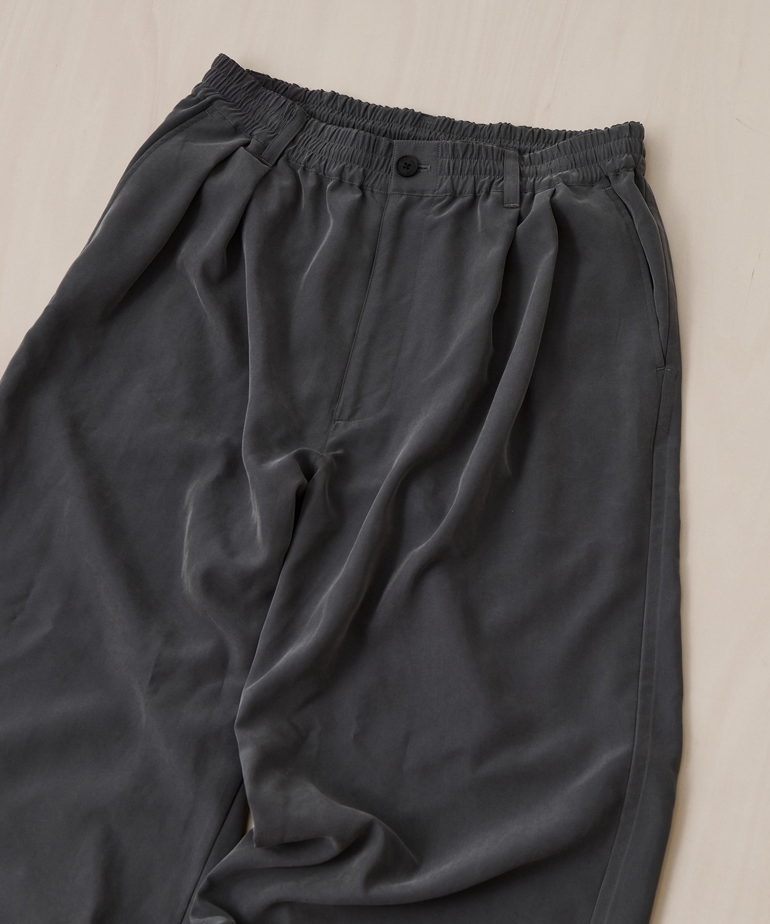 別注 2Pleated Wide-leg Easy Pants YOKE