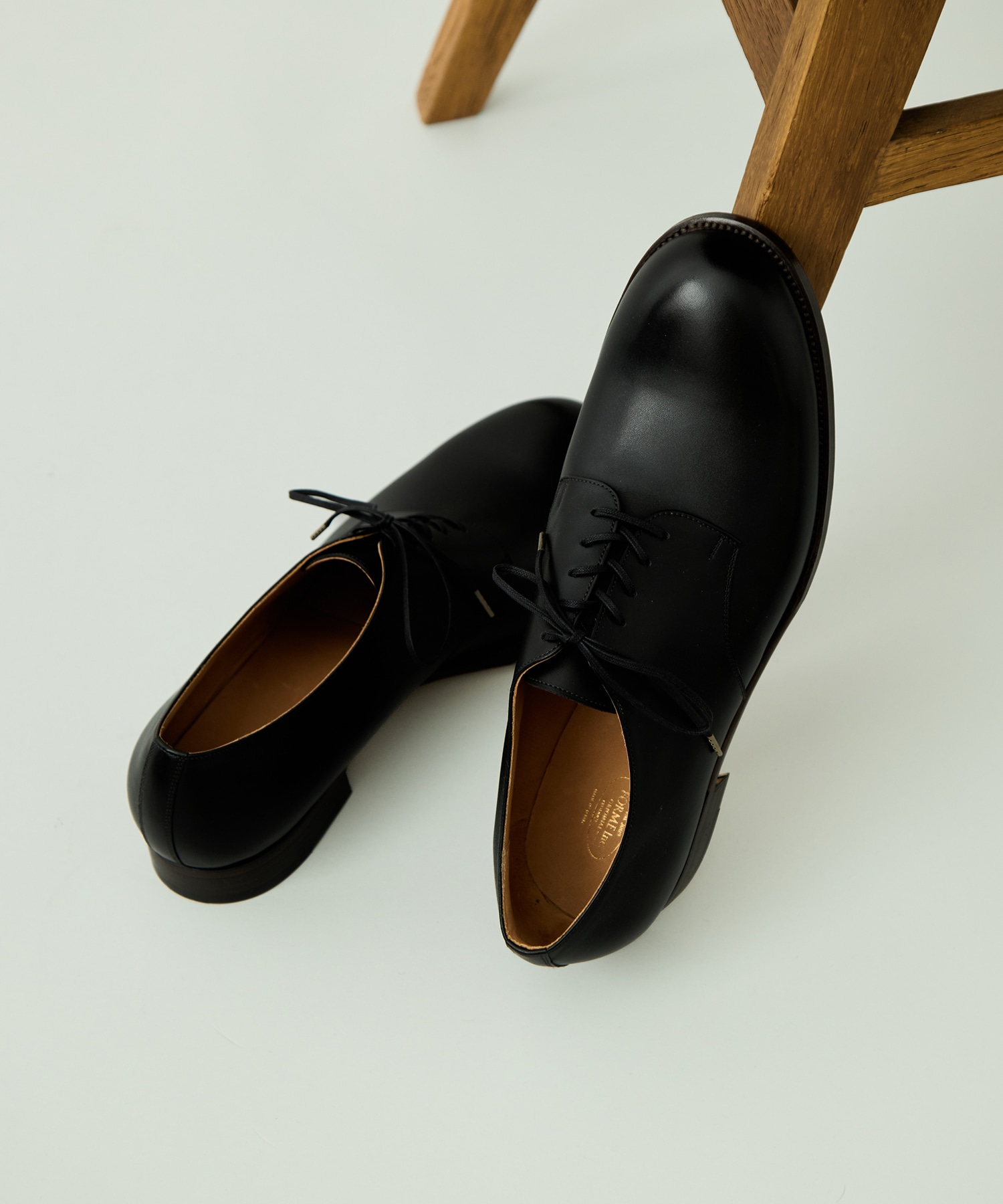 Blucher plain toe forme