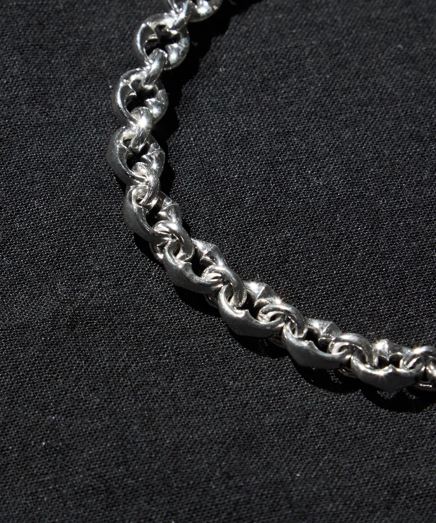 OVAL BRACELET Ⅲ MASSES