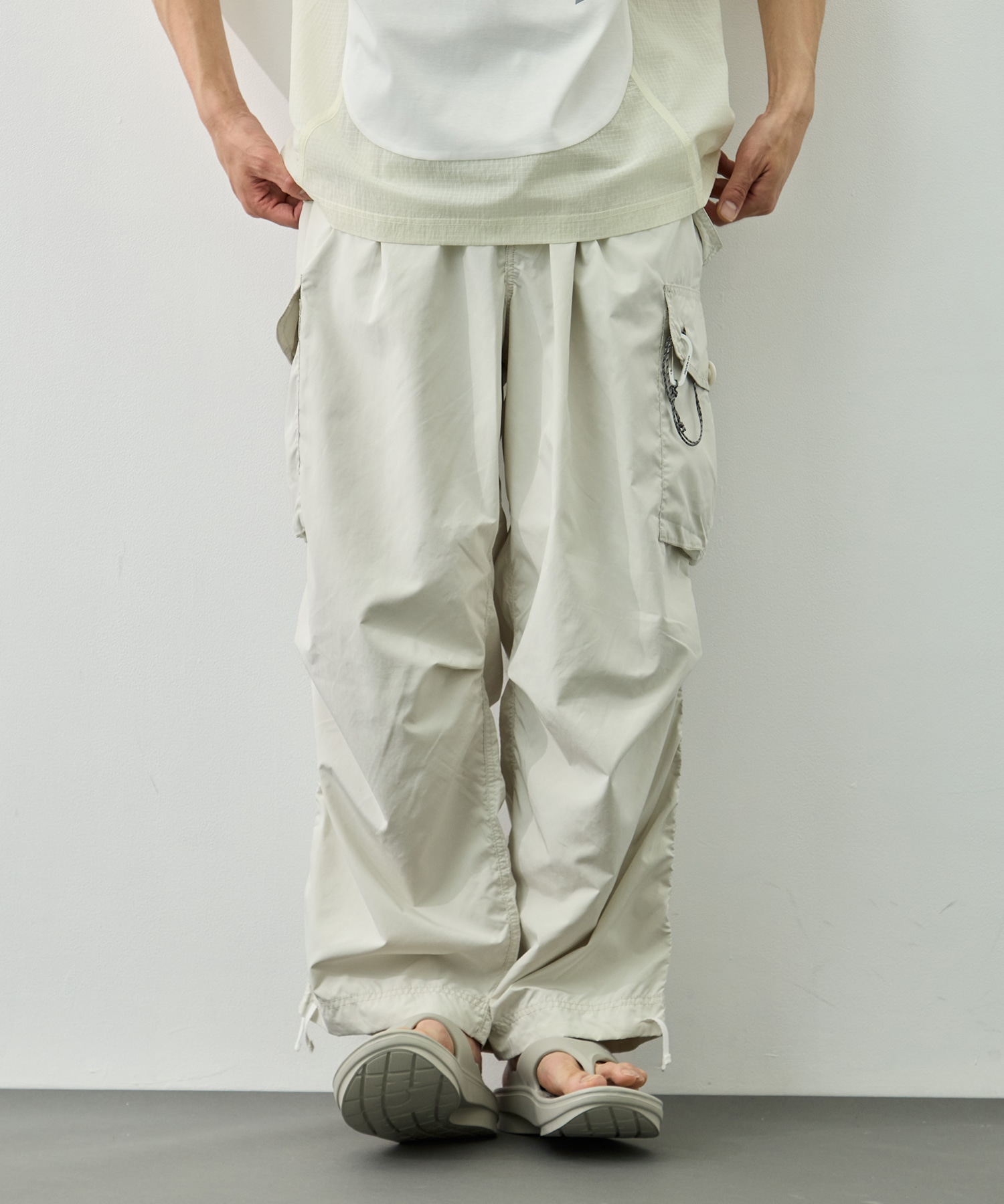 OVERSIZED CARGO PANTS and wander
