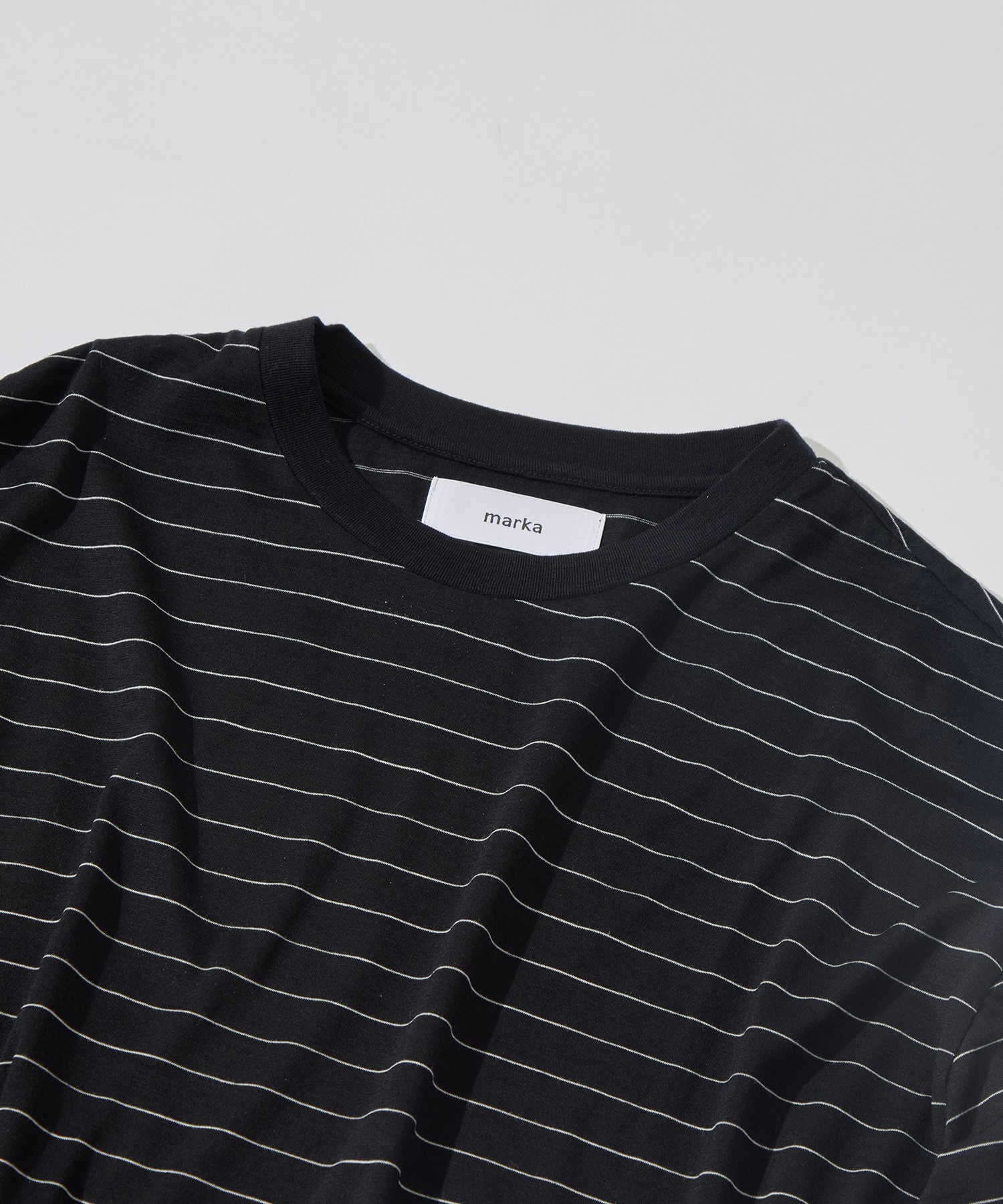 CREW NECK L/S TEE marka