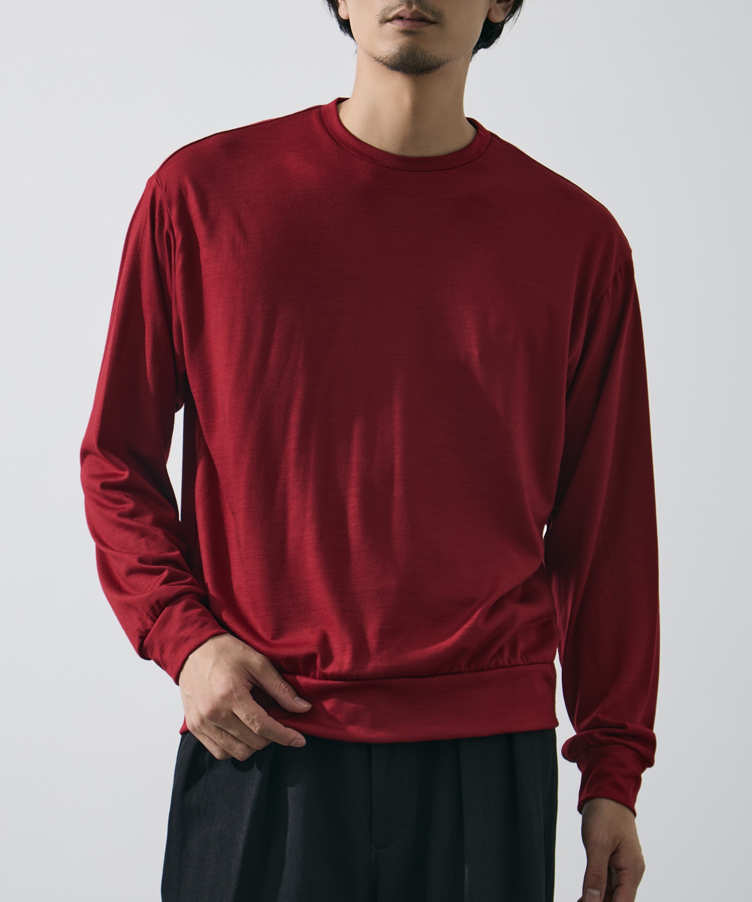 CREW NECK L/S TEE marka