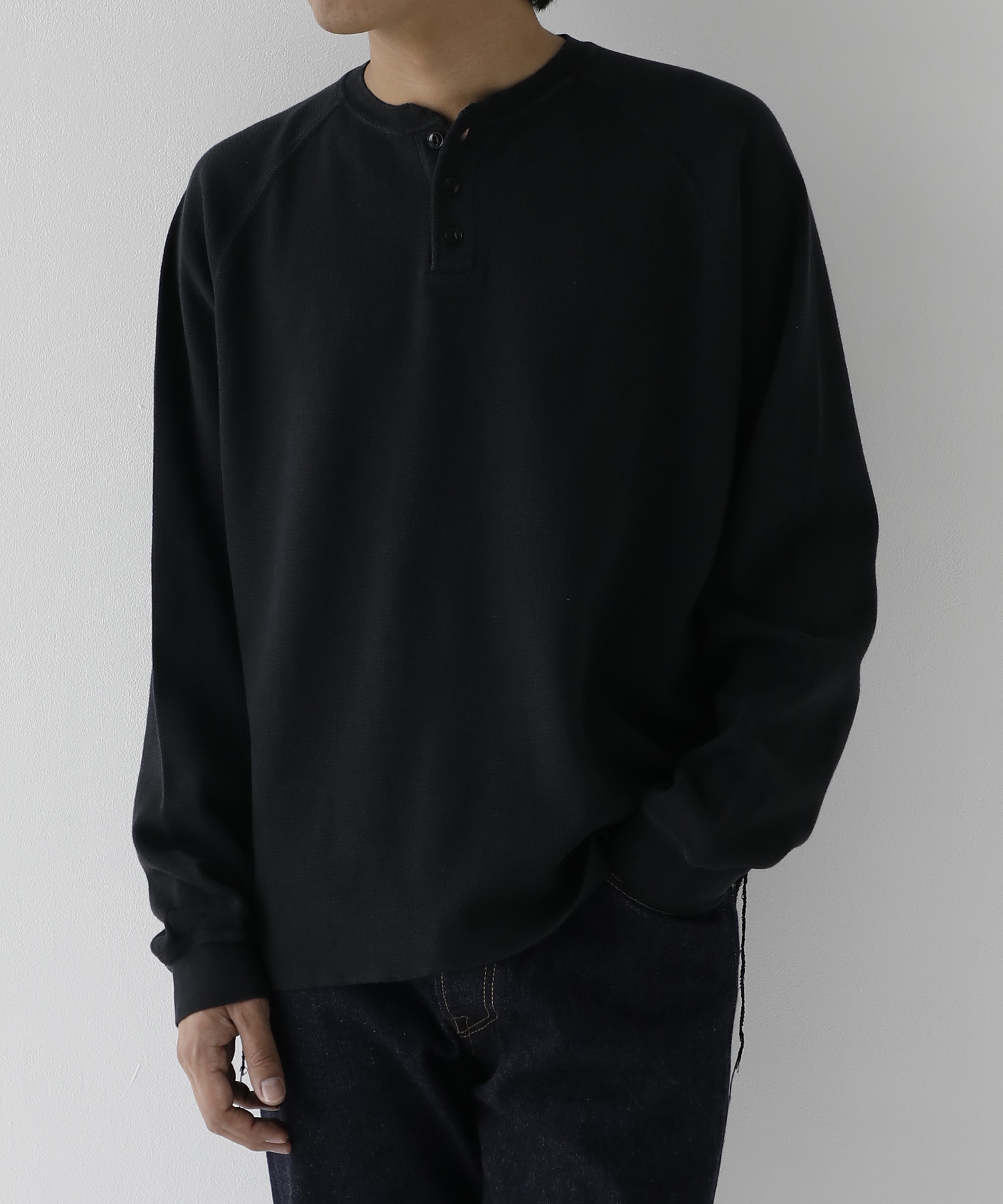 WタックラグランヘンリーネックロンT REMI RELIEF