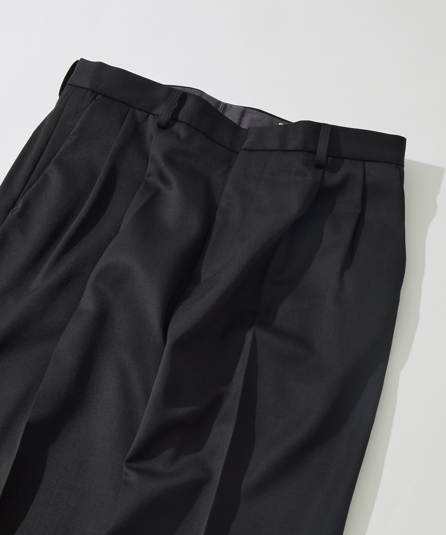 WOOL TWO TUCK SLACKS FUJI