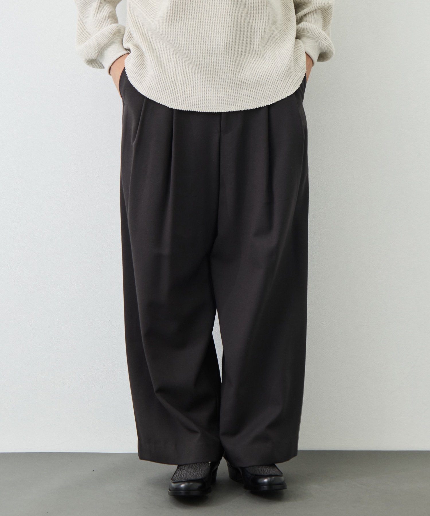 DOUBLE PLEATED BUGGY TROUSERS marka