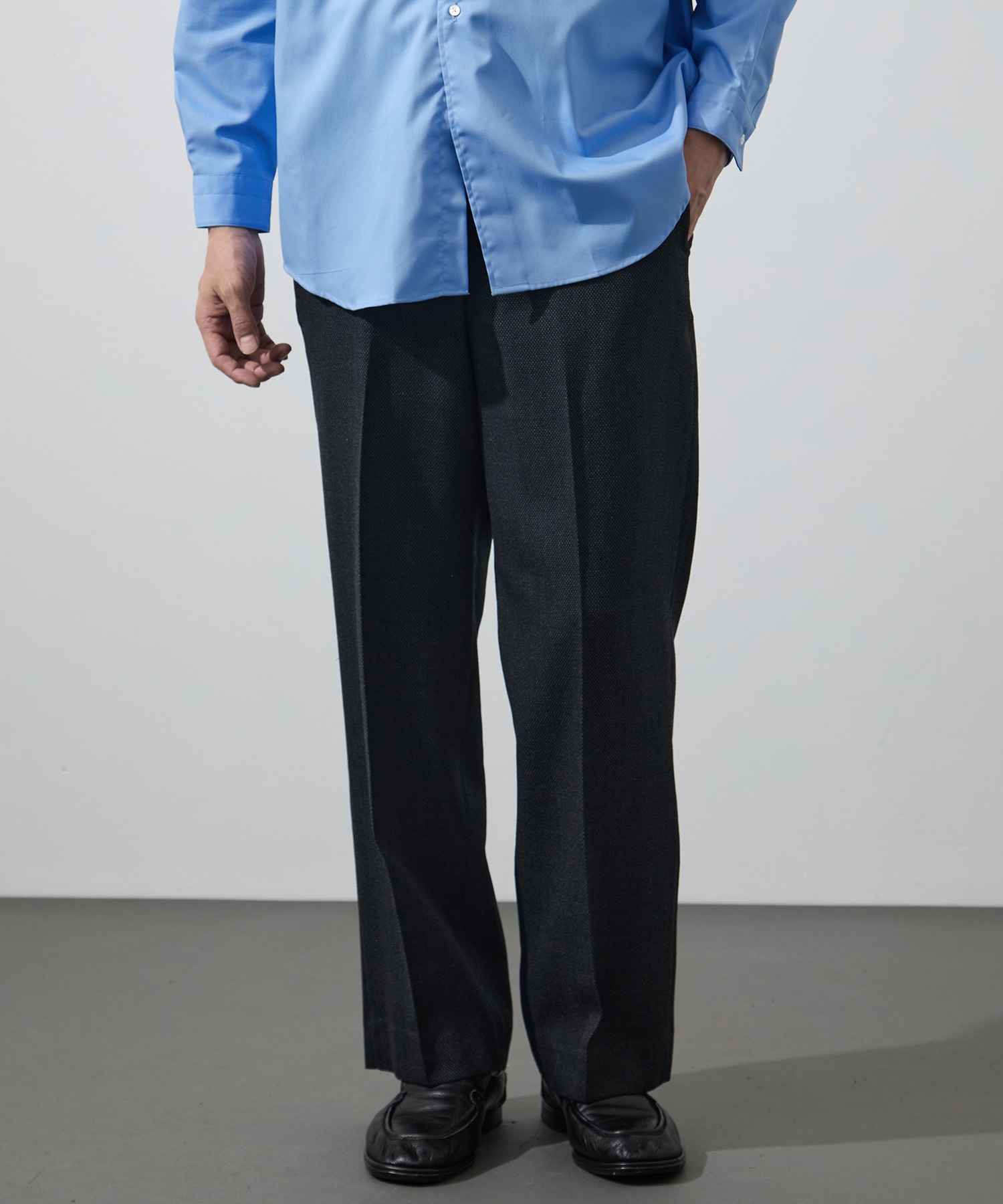REGULAR FIT STRAIGHT TROUSERS marka