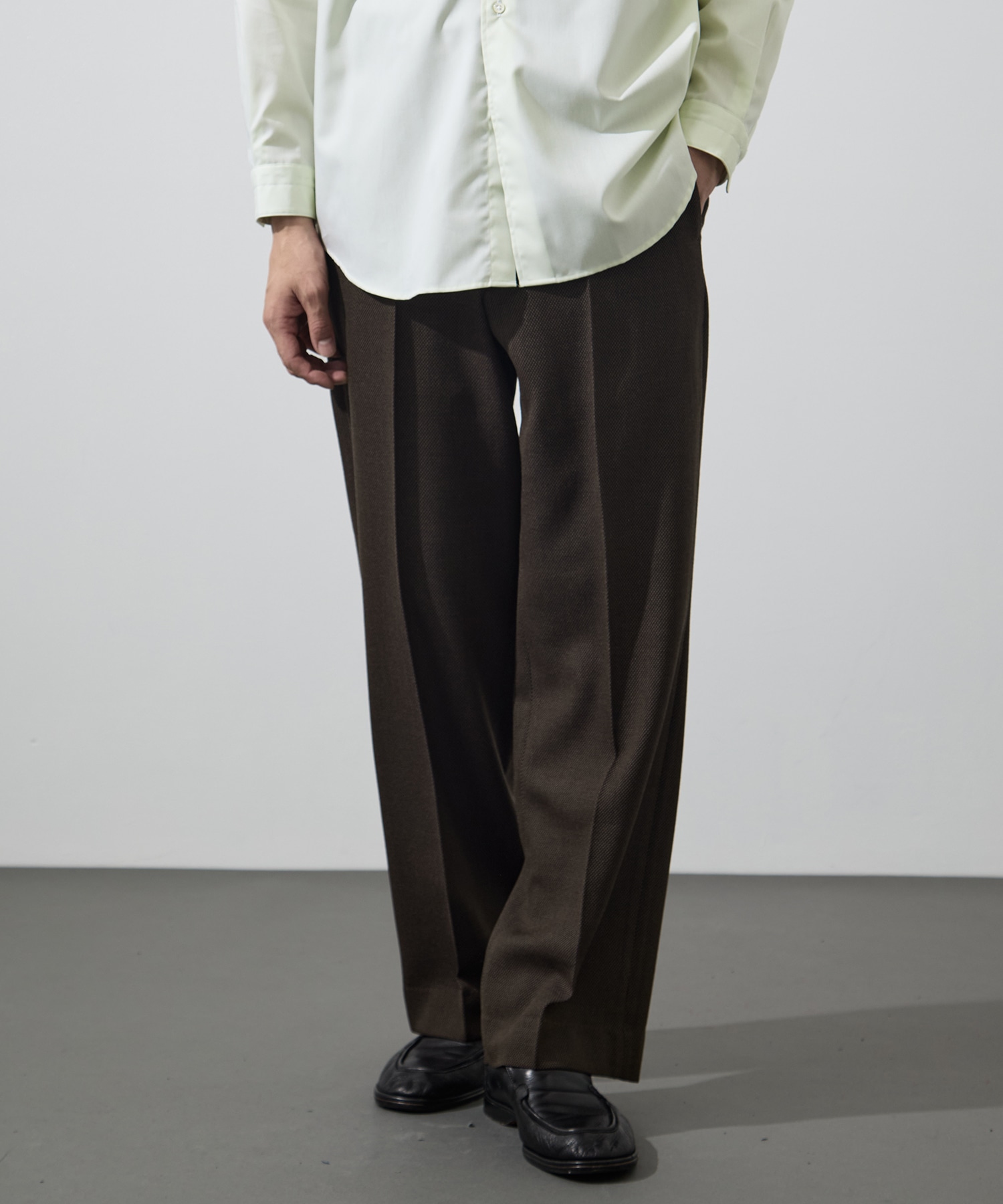REGULAR FIT STRAIGHT TROUSERS marka