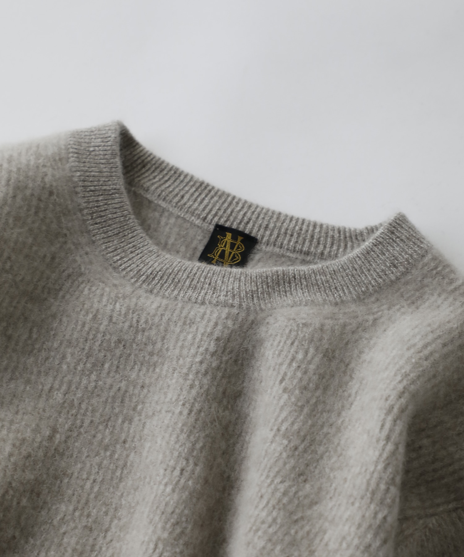 CASHMERE FOX CREW NECK BATONER