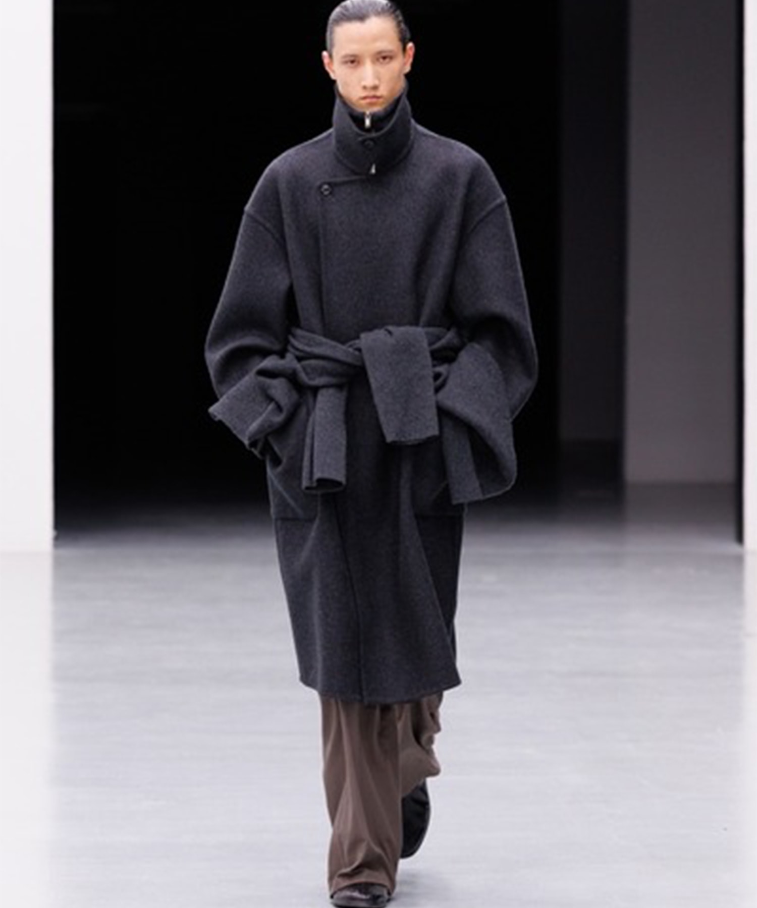 Wool Cashmere Double Breasted Rever Coat YOKE