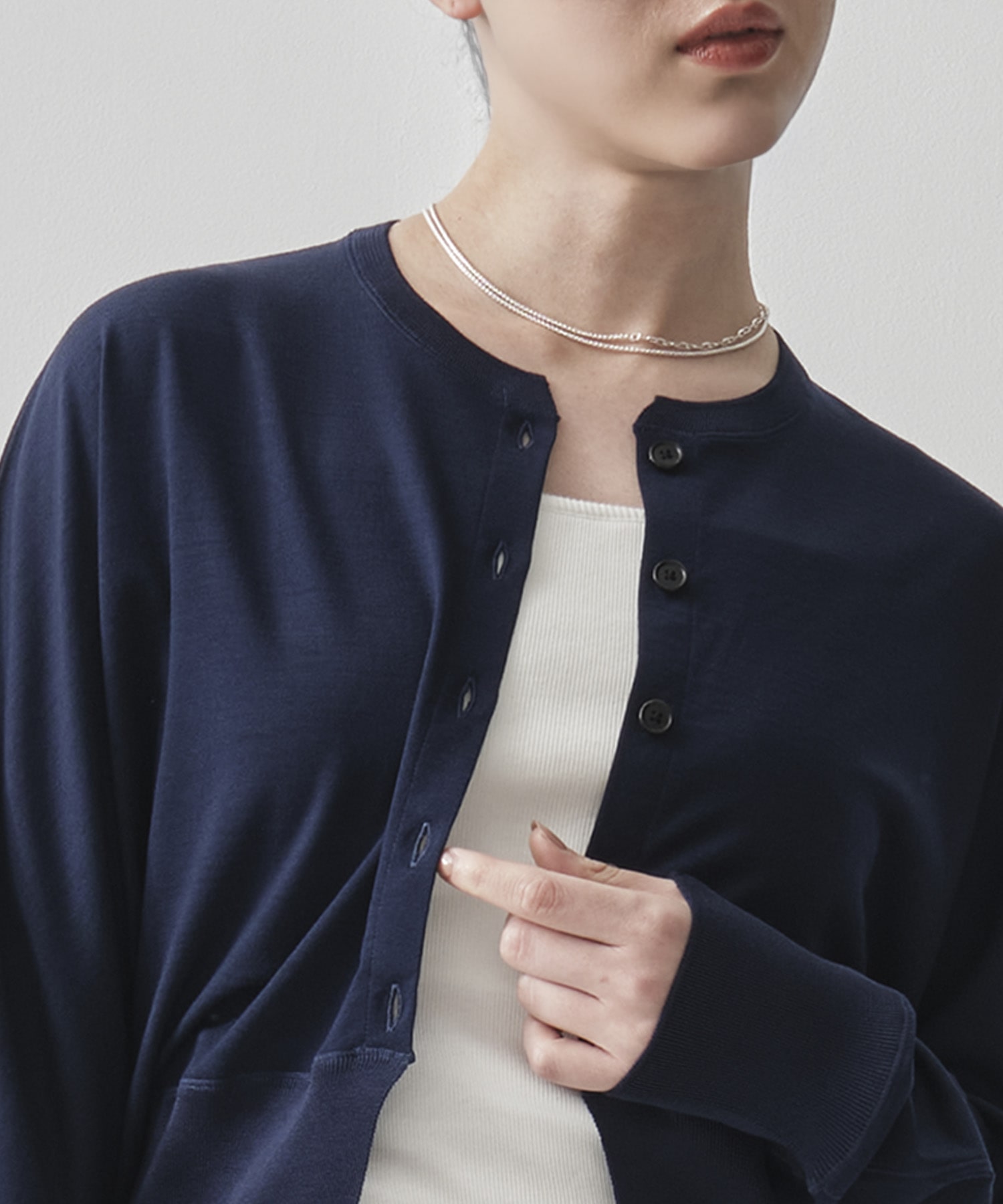 Crew Neck Cropped Knit Cardigan GOOD PEOPLE GOOD STITCHING GOOD PRODUCT