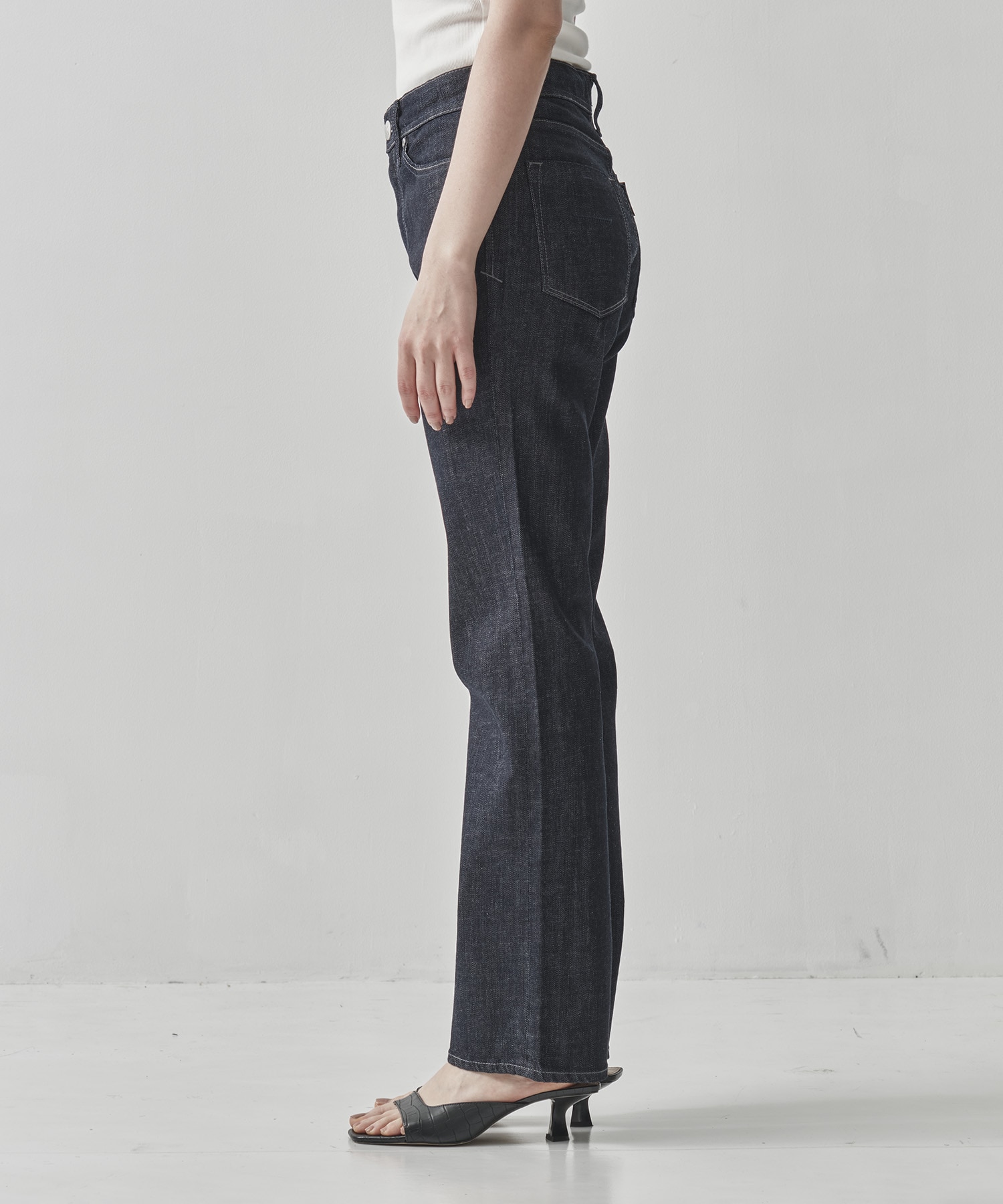 ANNETTE(Slim Straight) OWI YANUK