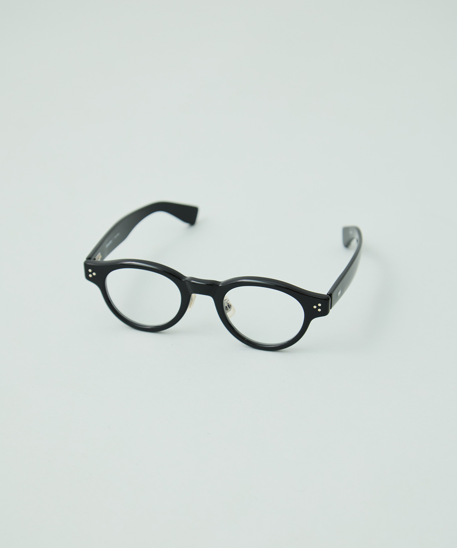 P27 47 BK E5 eyevan