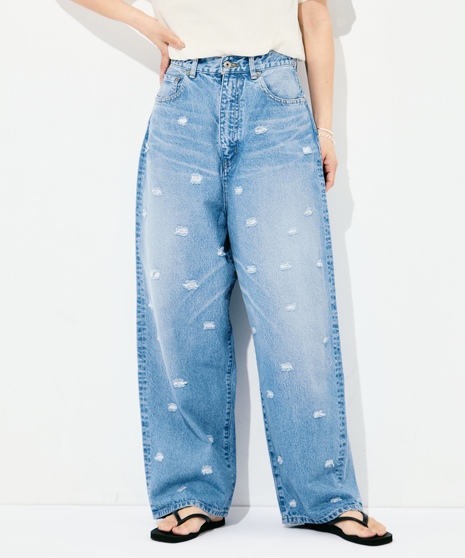 Dot Hole Denim Pants INSCRIRE