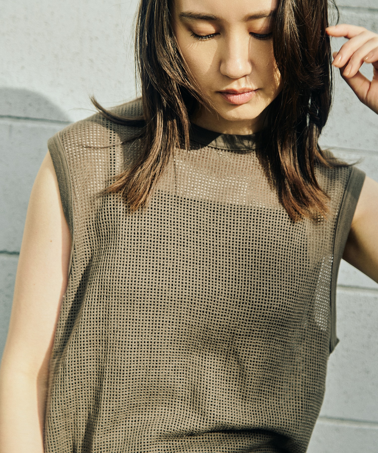 Basket Mesh Back-slit Tank PHEENY