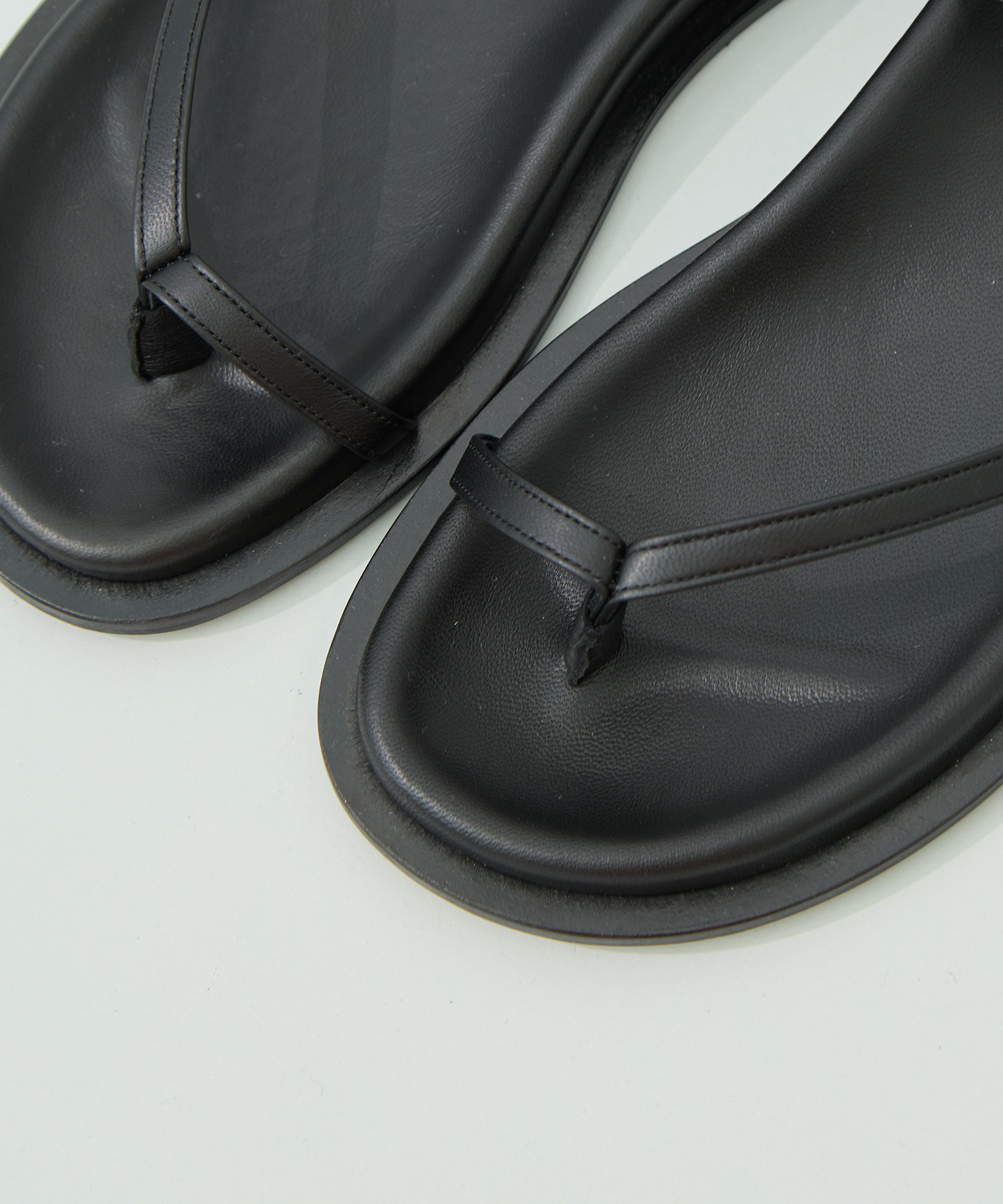 lether hold thumb sandal IIROT