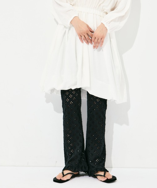 Frill Pant - Cutwork RhodolirioN