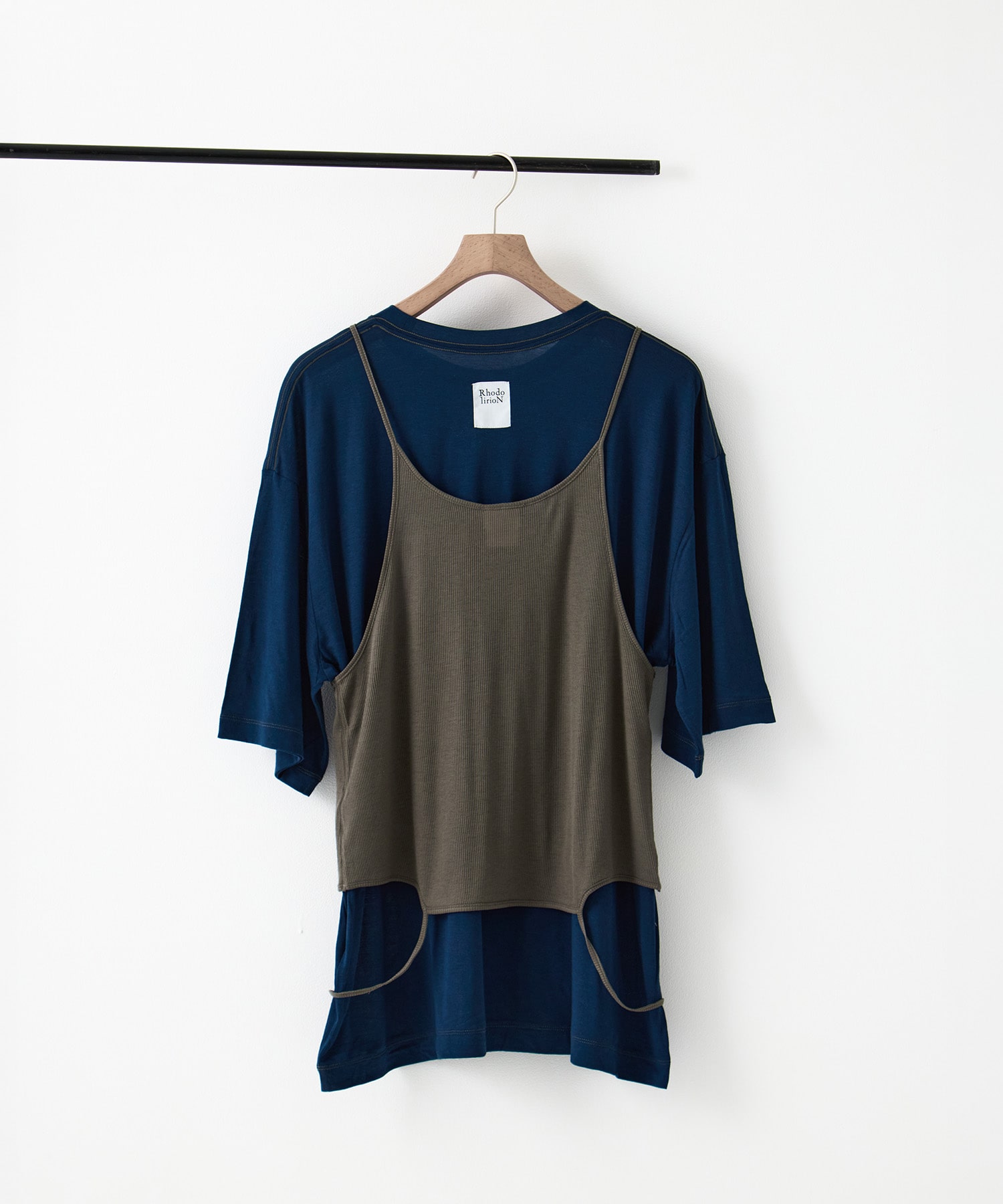 Camisole Top & Loose-fitting Tee - Unit Tops RhodolirioN