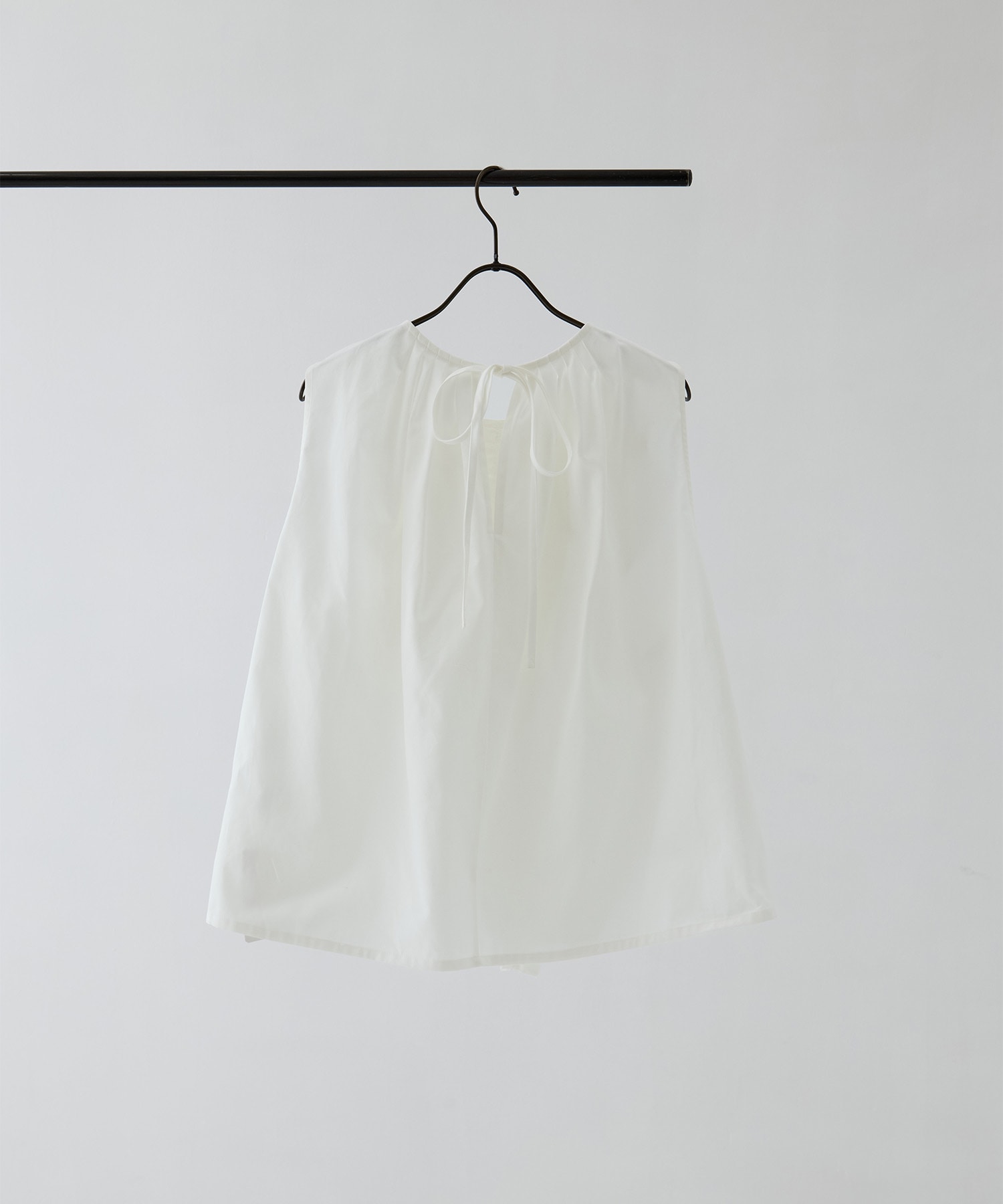 Sleeveless Frill Shirt - Twill RhodolirioN