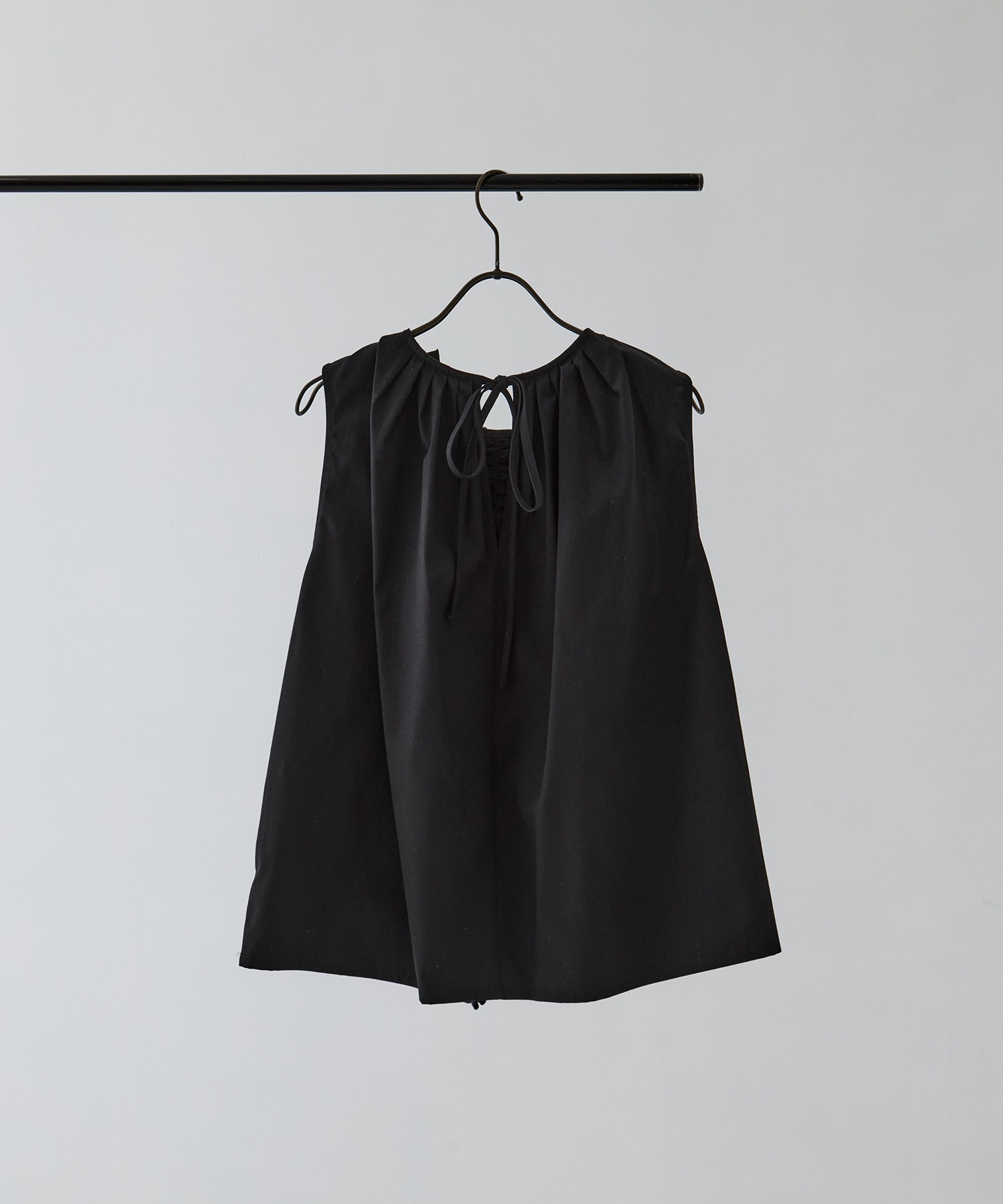 Sleeveless Frill Shirt - Twill RhodolirioN