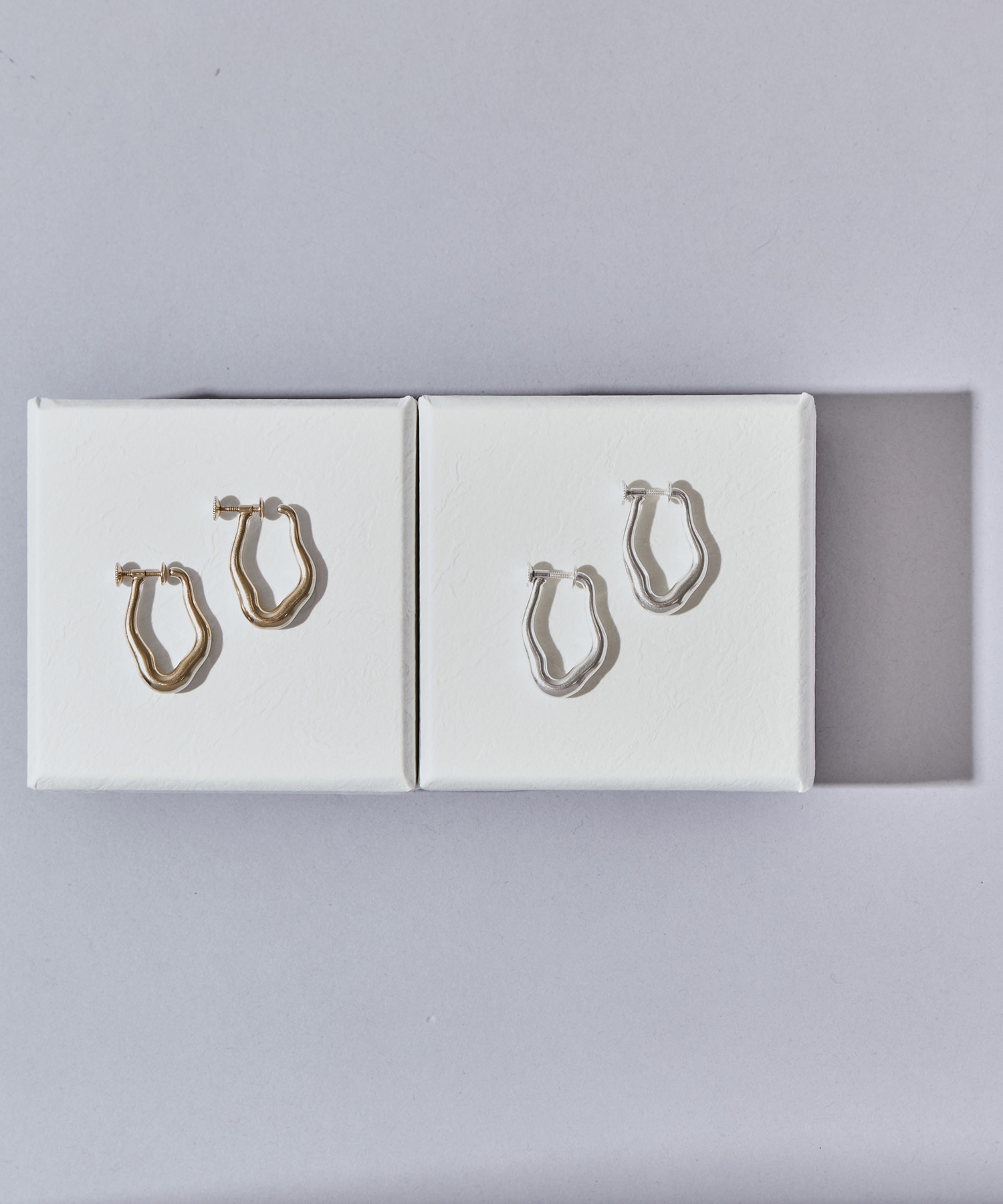 ベールイヤリング GD TEN.