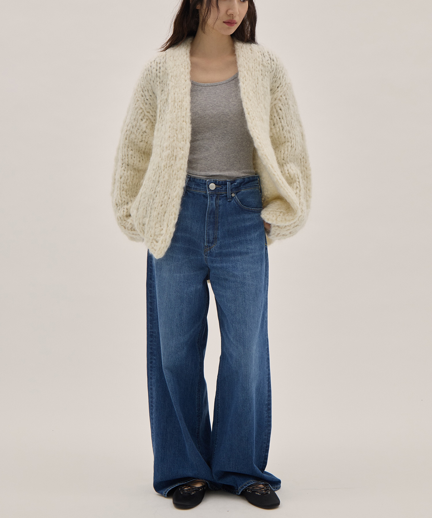 HAND KNIT CARDIGAN ATON