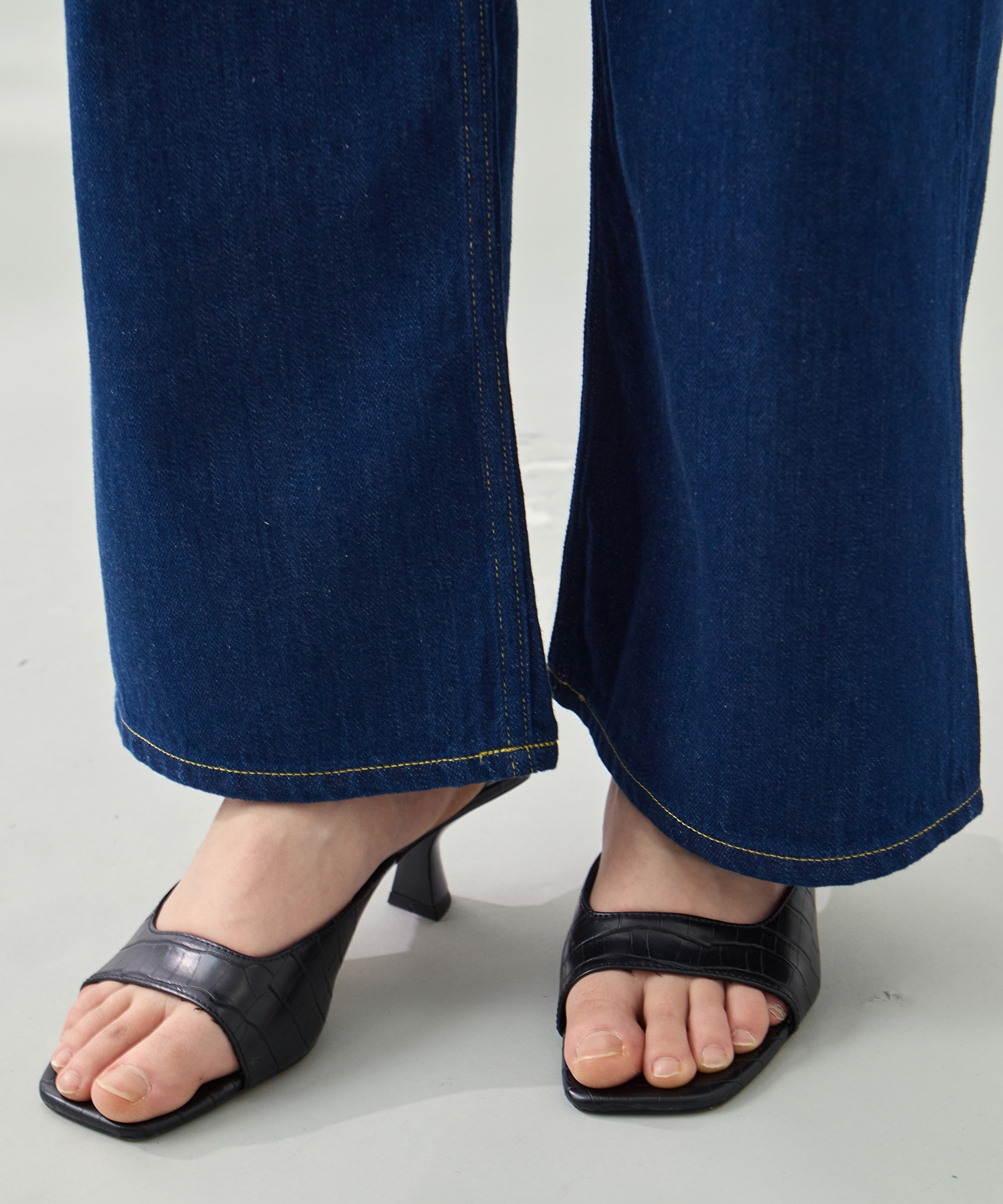 セルビッチストレートデニム KEY TIMEZ