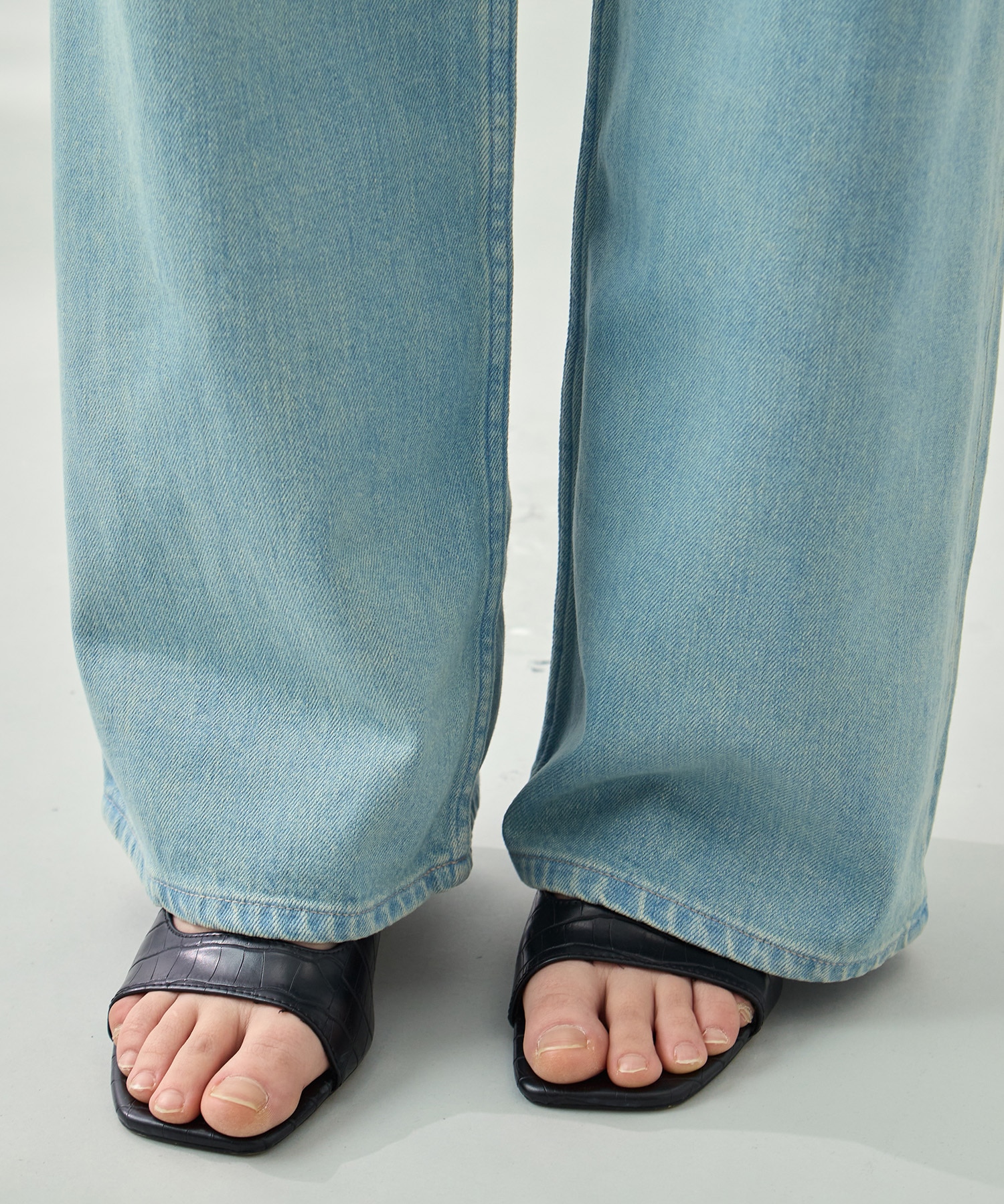 セルビッチストレートデニム KEY TIMEZ