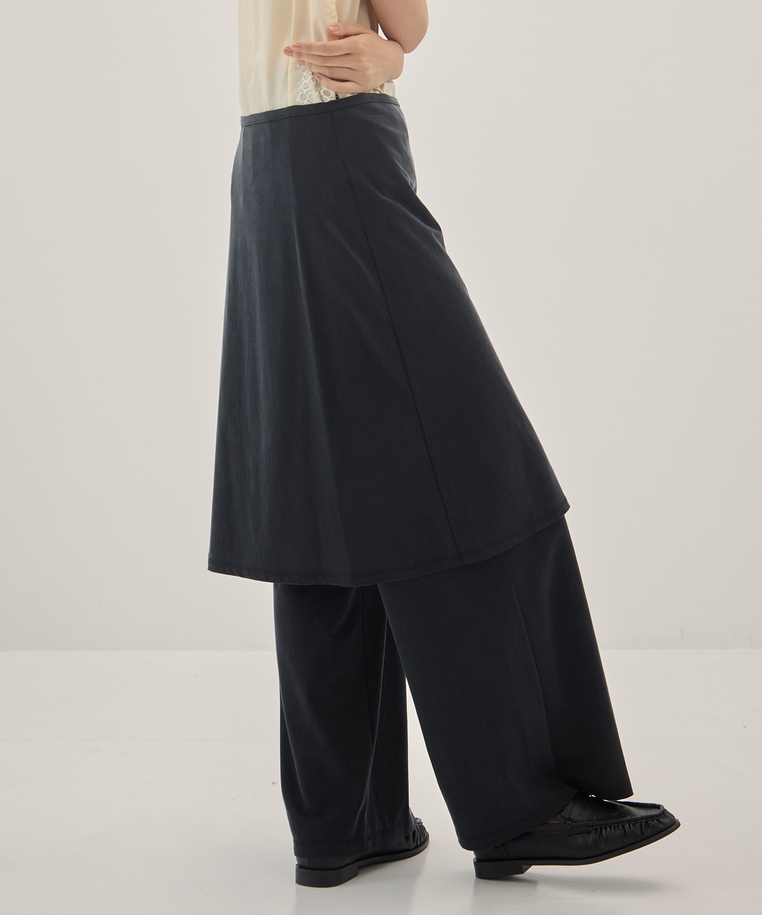 Peach Saten Layered Apron Pants PHEENY