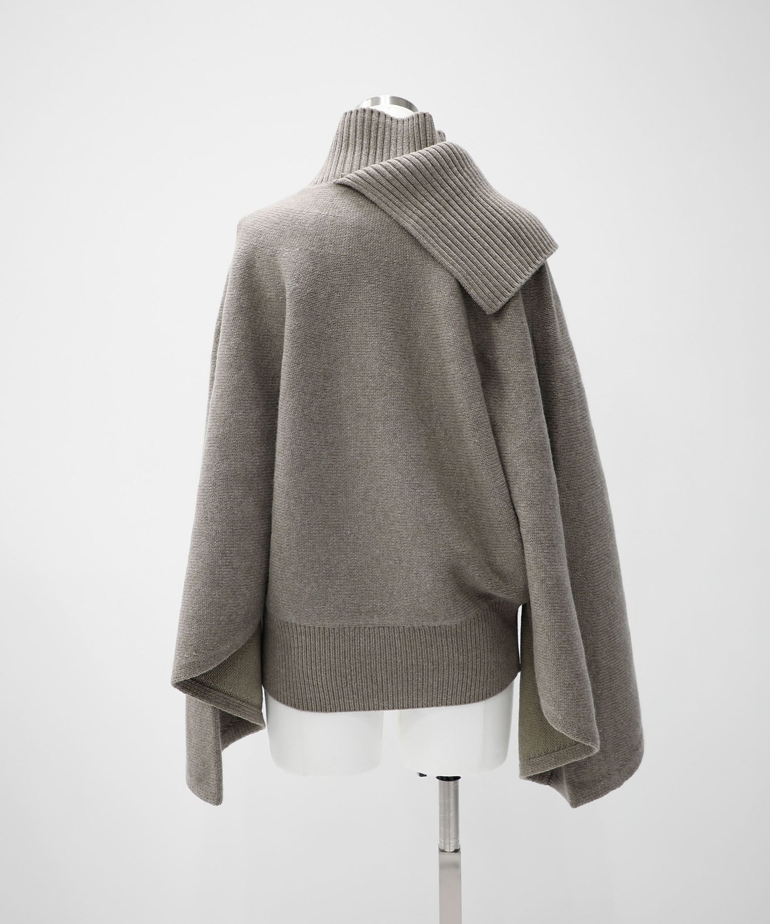 Cashmere Brend Knit IIROT