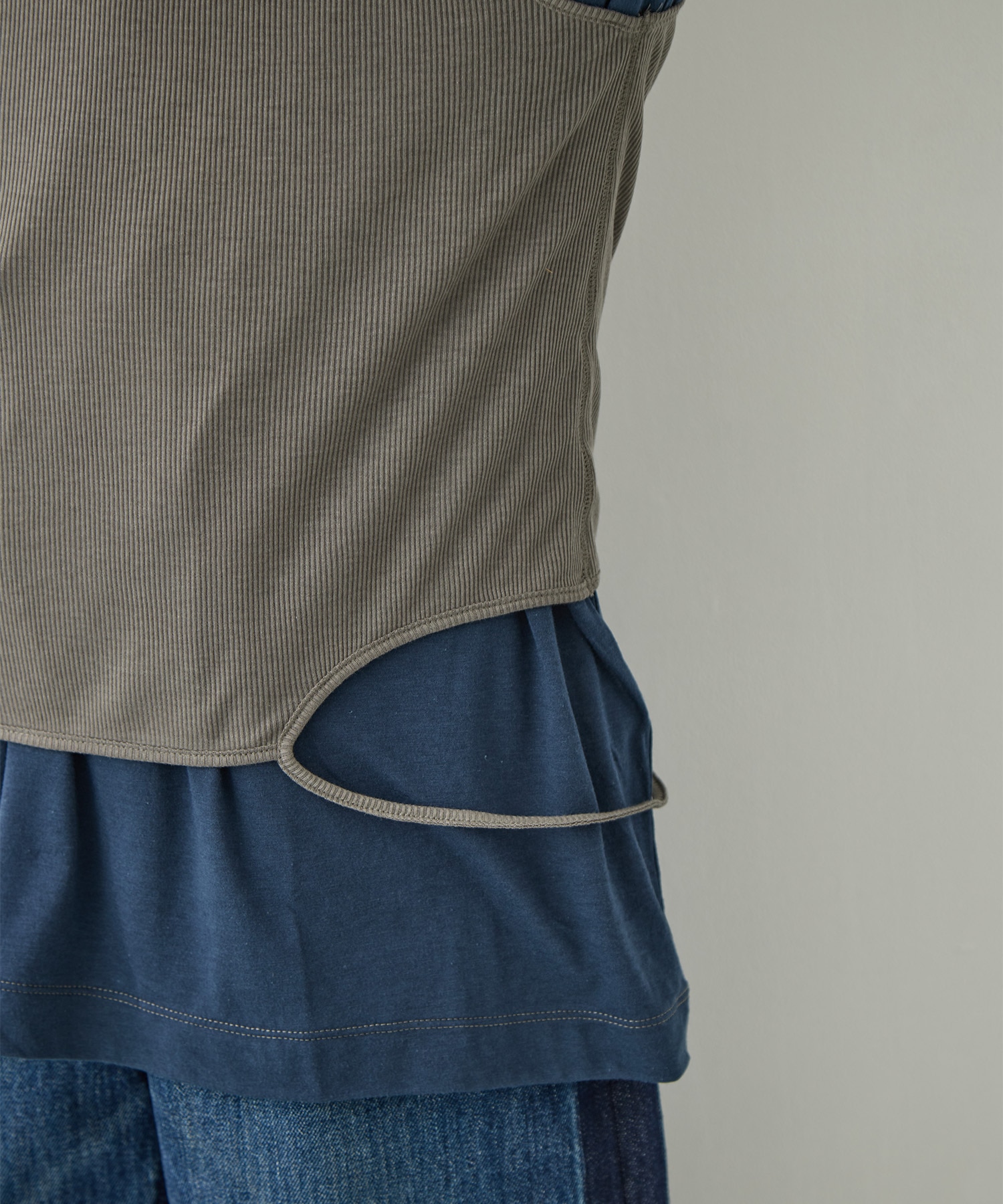 Camisole Top & Loose-fitting Tee - Unit Tops RhodolirioN