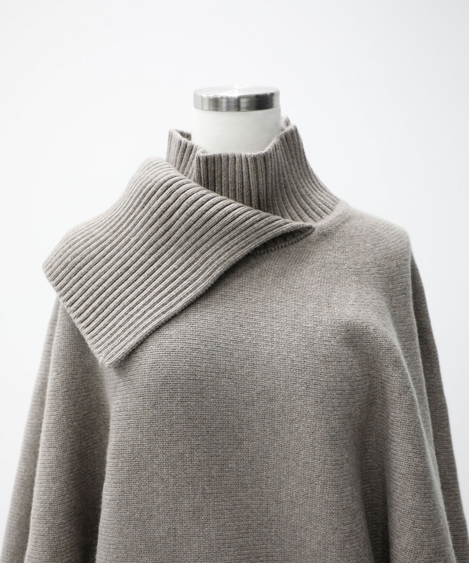 Cashmere Brend Knit IIROT
