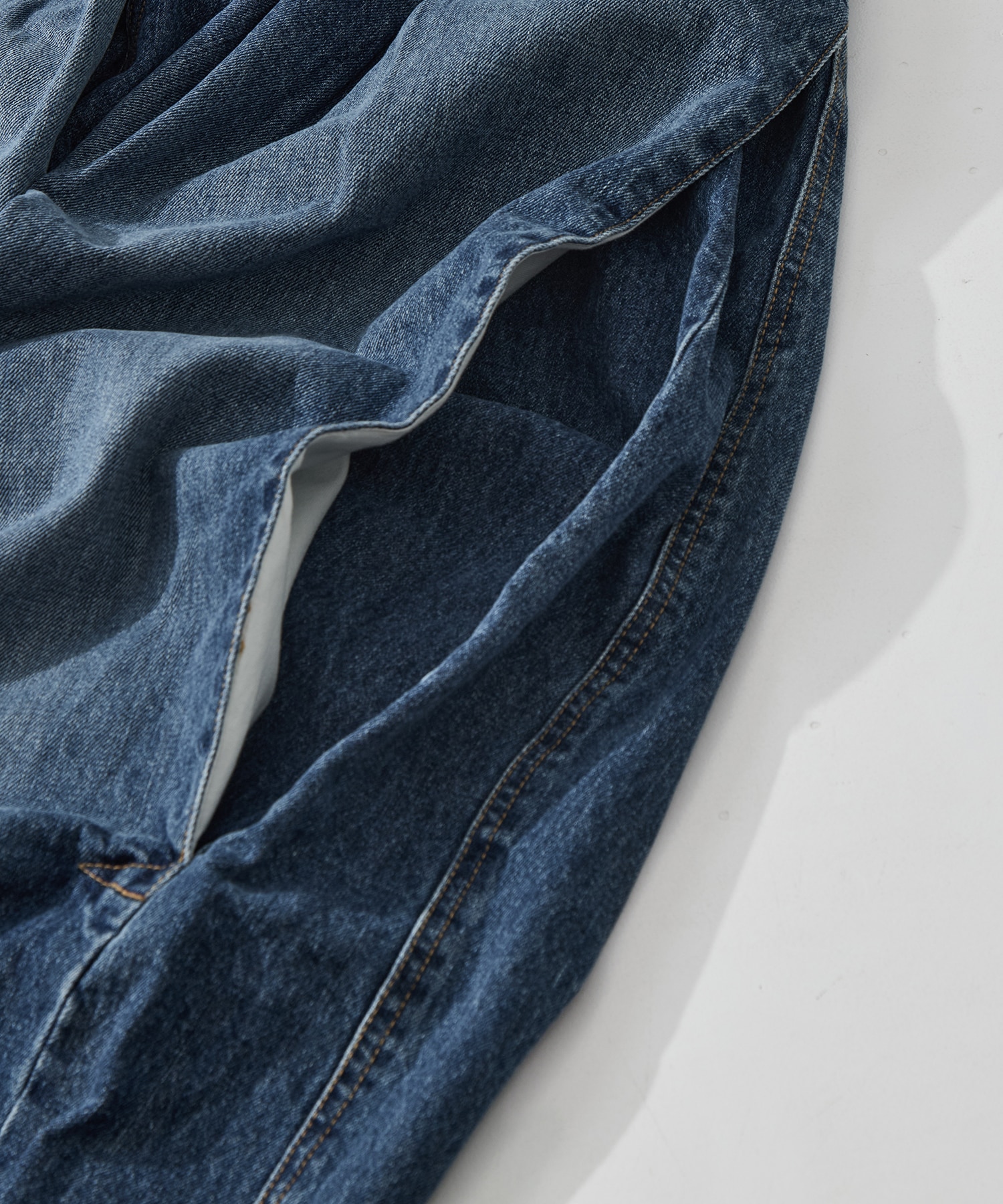 3D cutting denim pants KHOKI