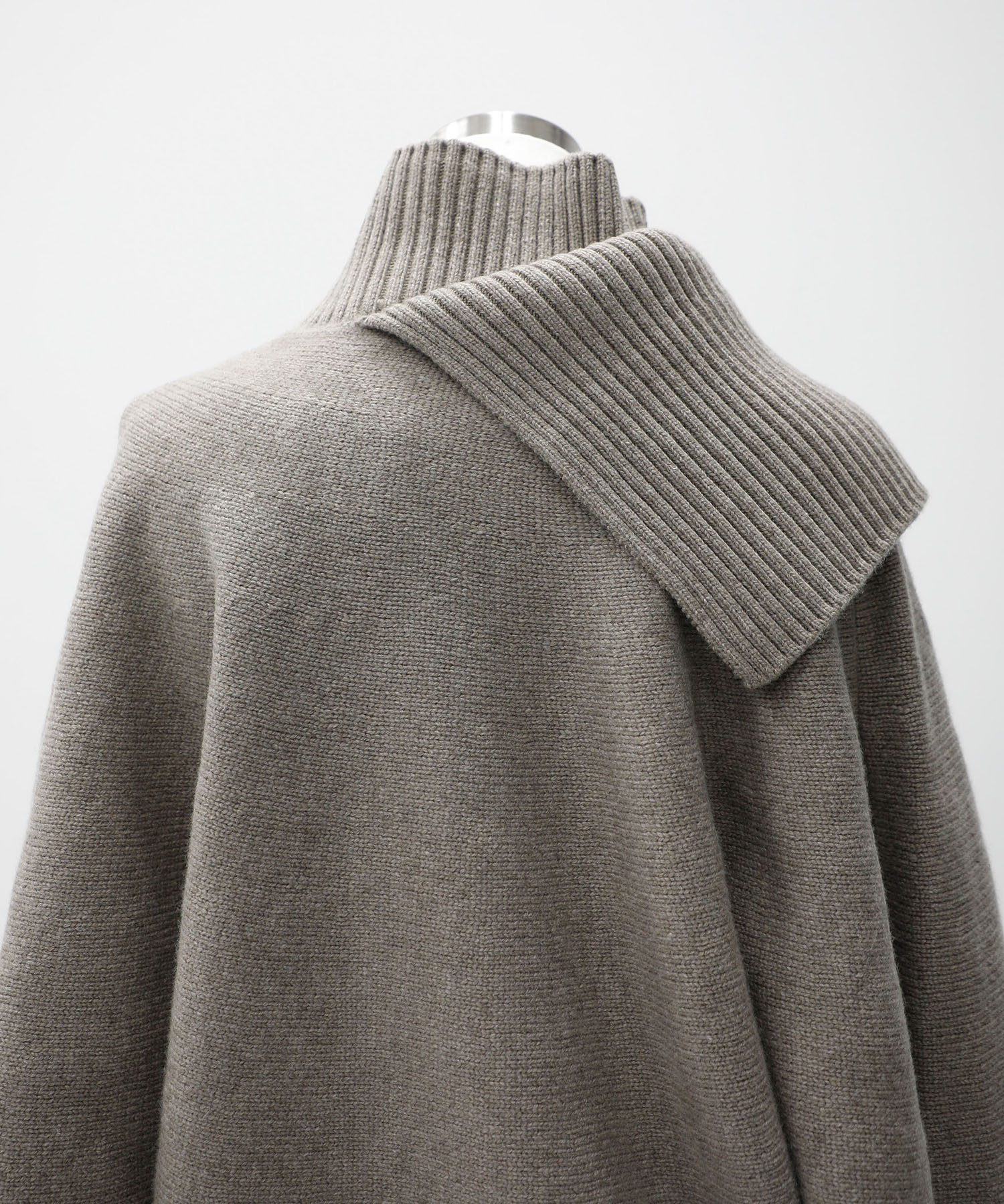 Cashmere Brend Knit IIROT