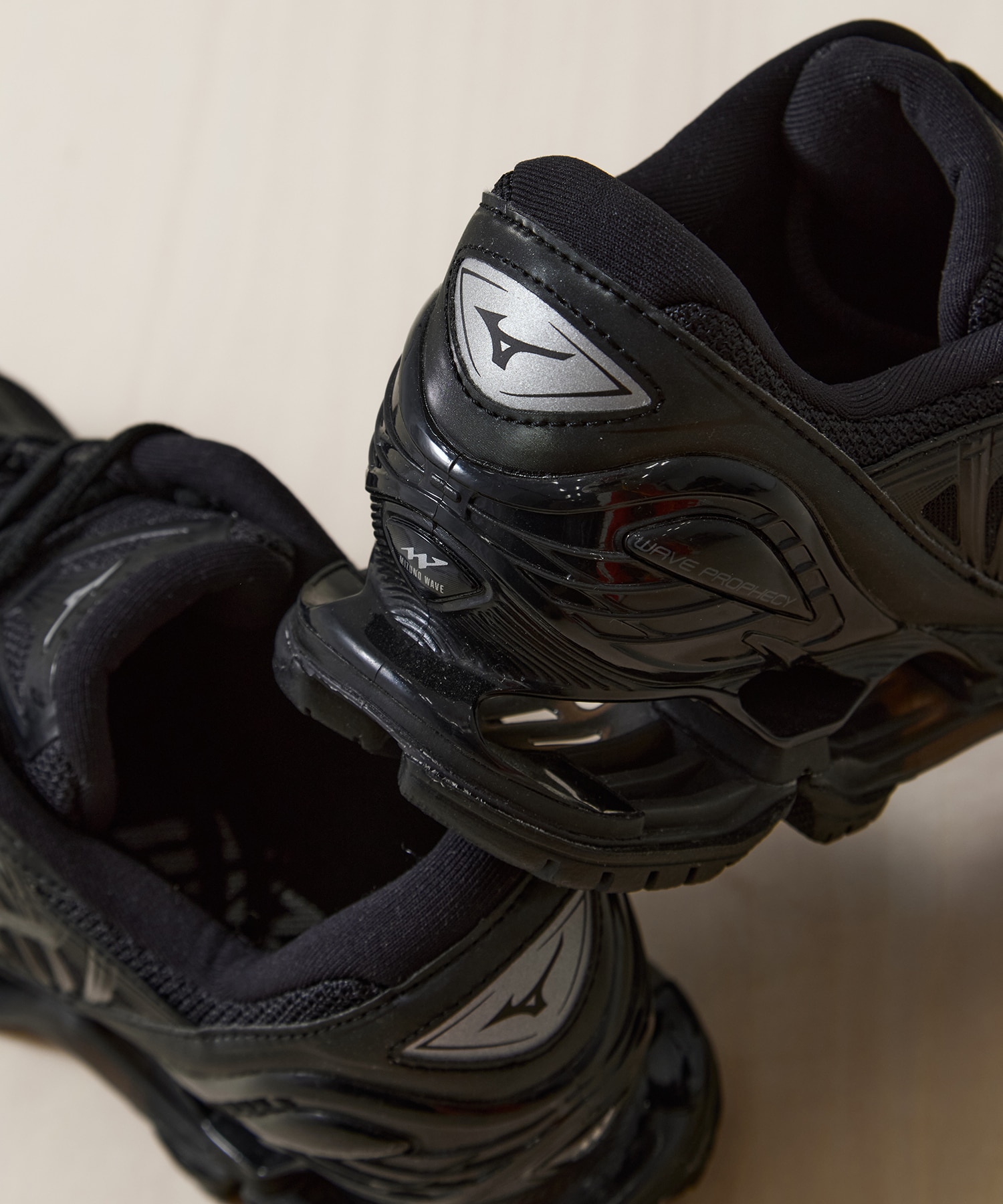 WAVE PROPHECY LS MIZUNO