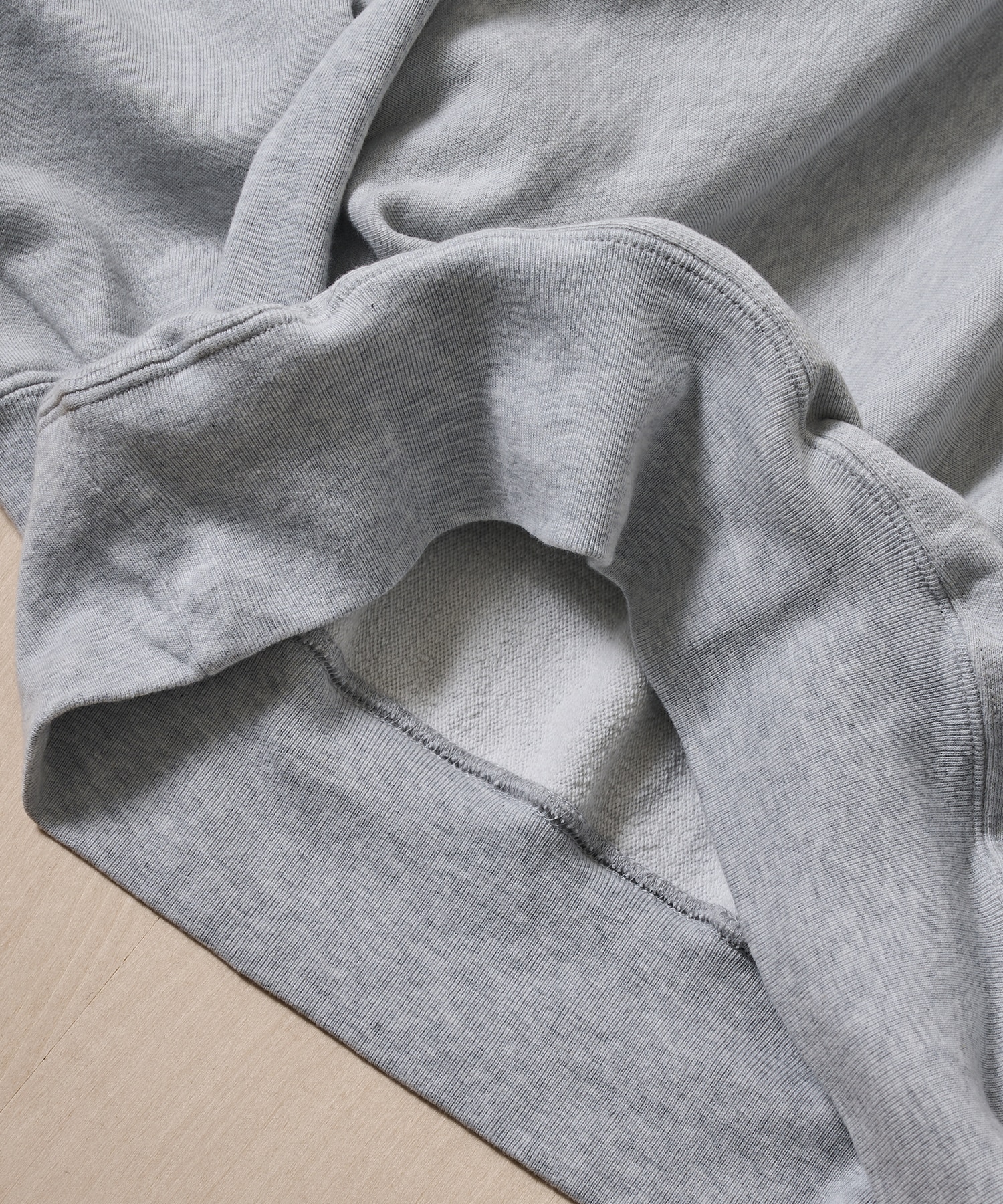 Thin-Sweat Crew-Neck P/O blurhmsROOTSTOCK