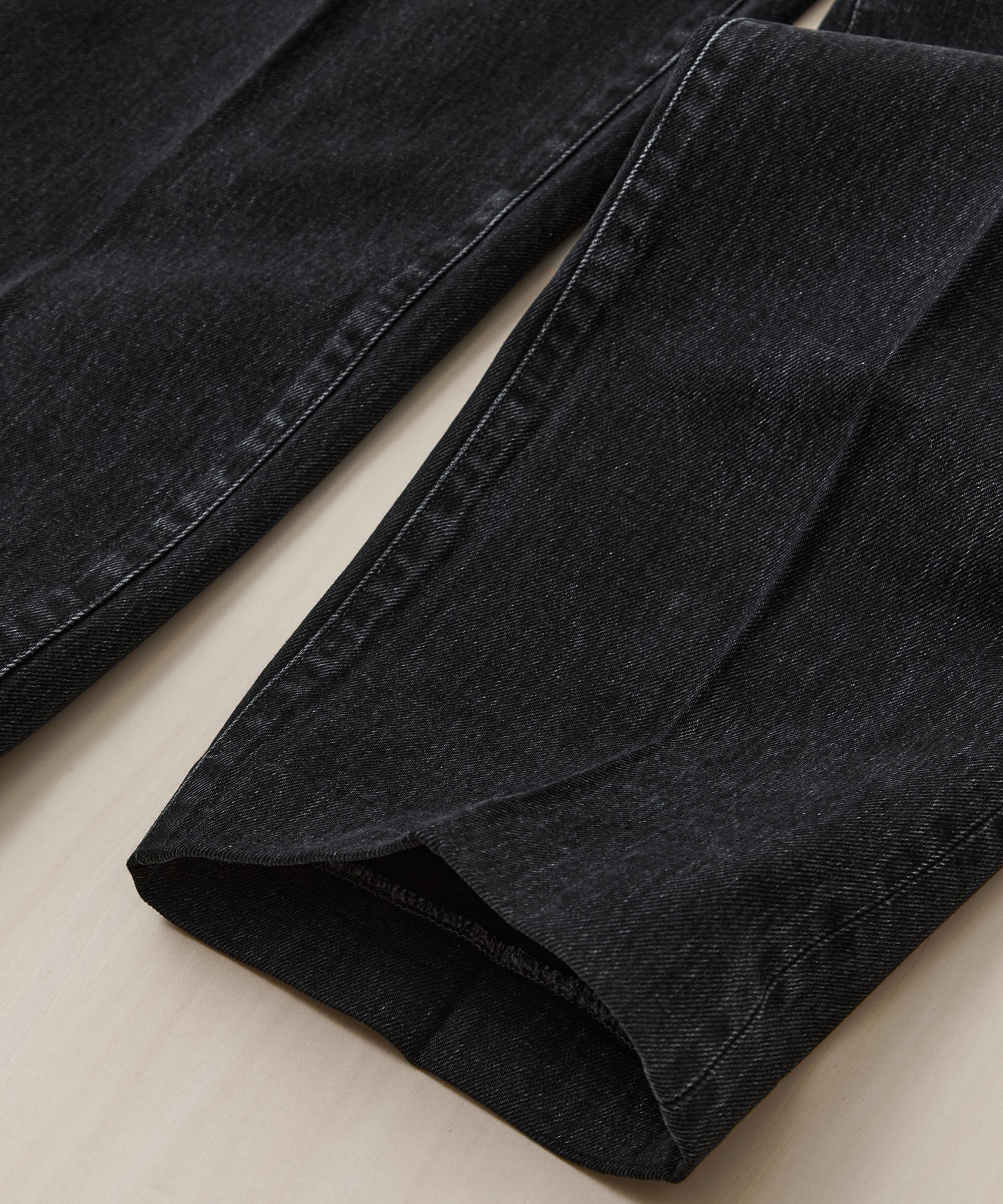 THE JEAN TROUSERS TANAKA