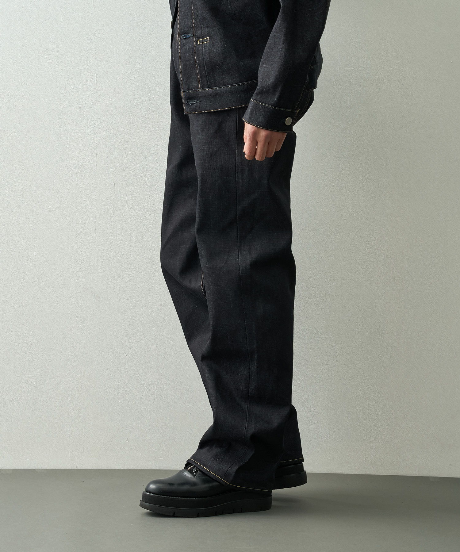 #400 STANDARD WIDE 14.7oz MOMOTARO JEANS