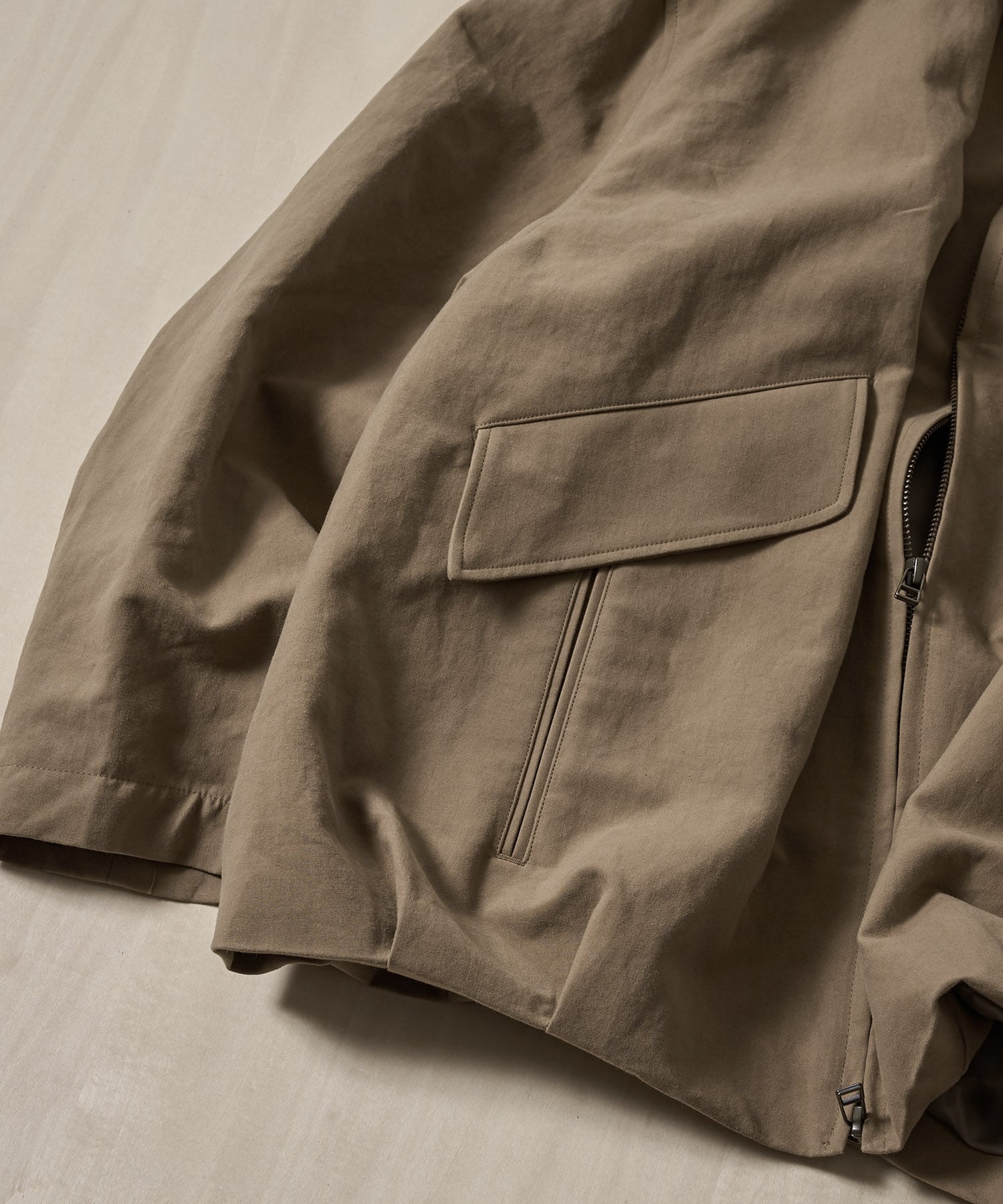 バルキーダンプバルーンブルゾン KEY TIMEZ